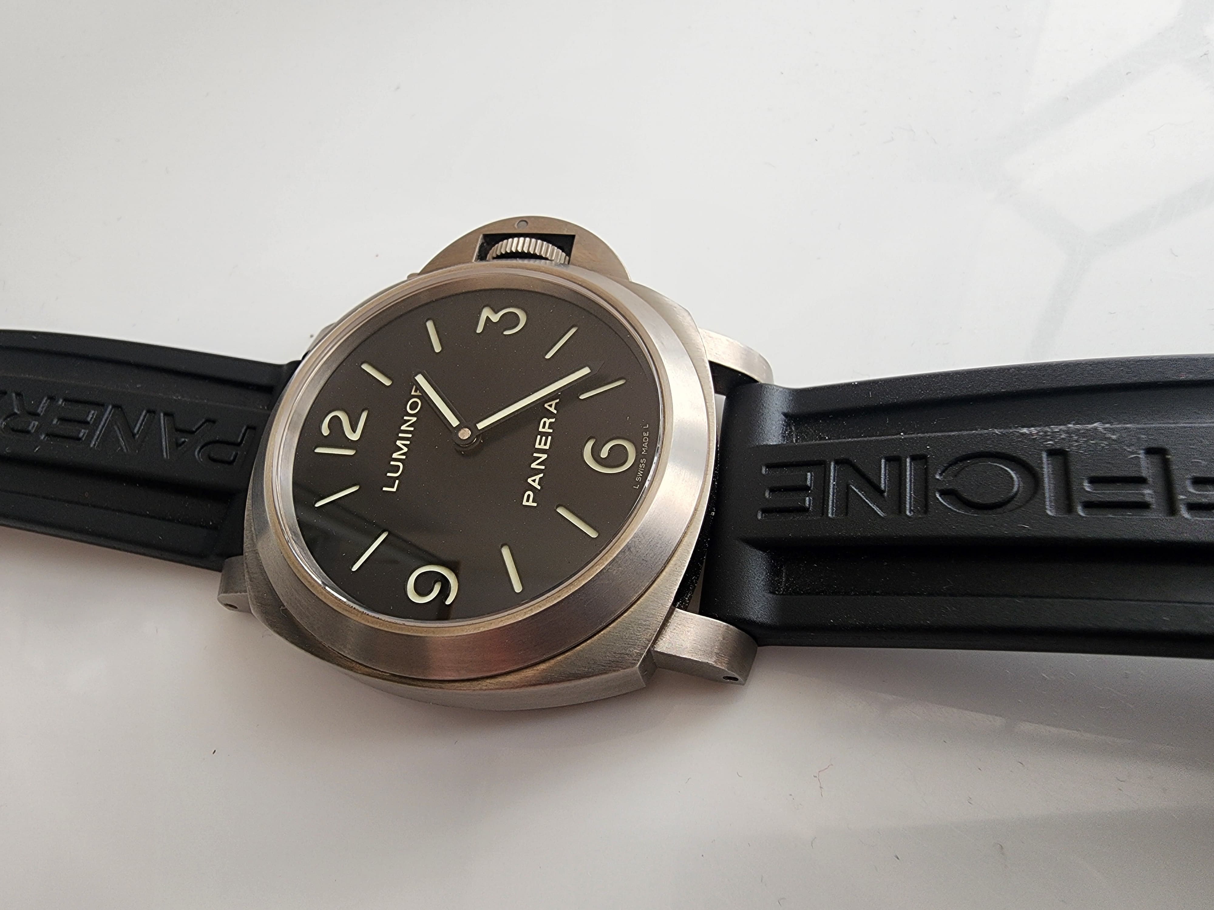 LUMINOR BASE TITANIO BLACK DIAL PAM 176 LIMITED EDITION (2009)