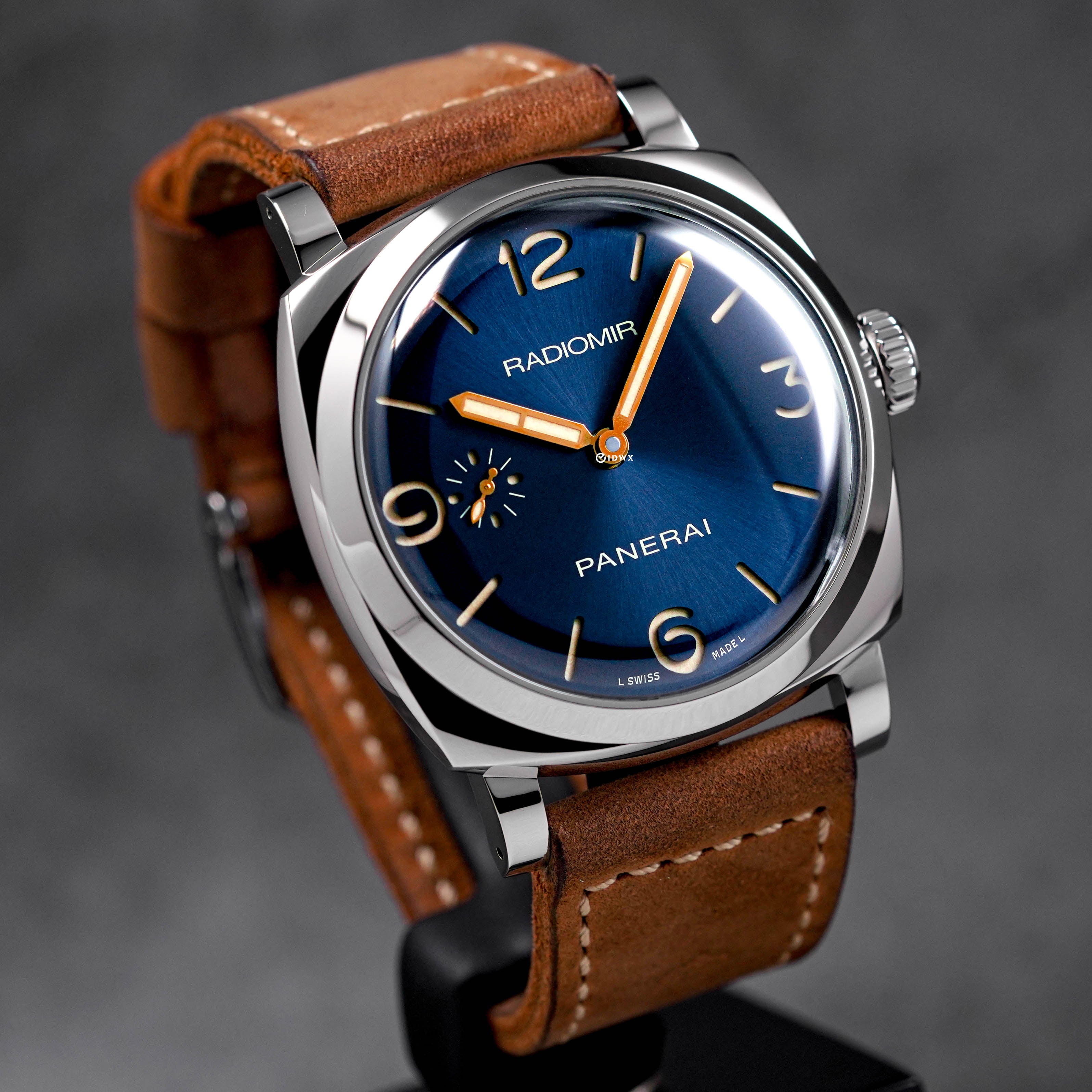 RADIOMIR 1940 3 DAYS 47MM BLUE DIAL PAM 690 (2016)