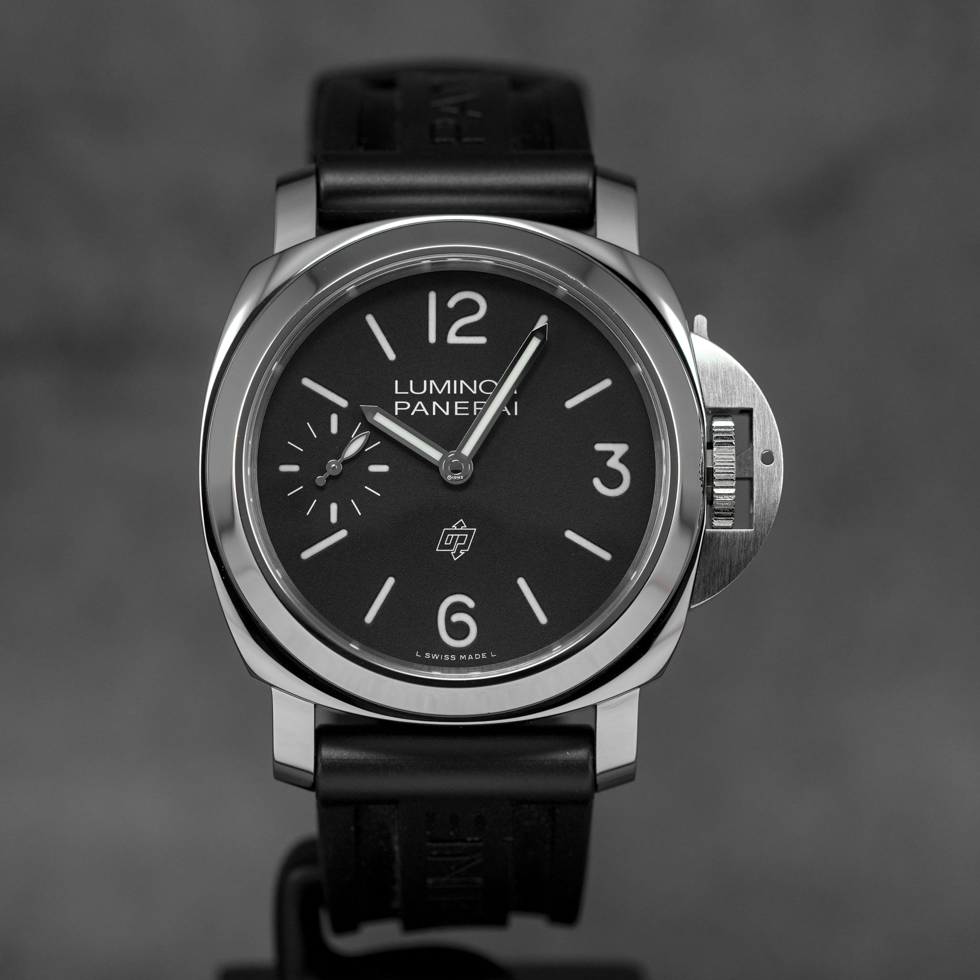 LUMINOR LOGO 44MM BLACK DIAL PAM 1084 (2021)