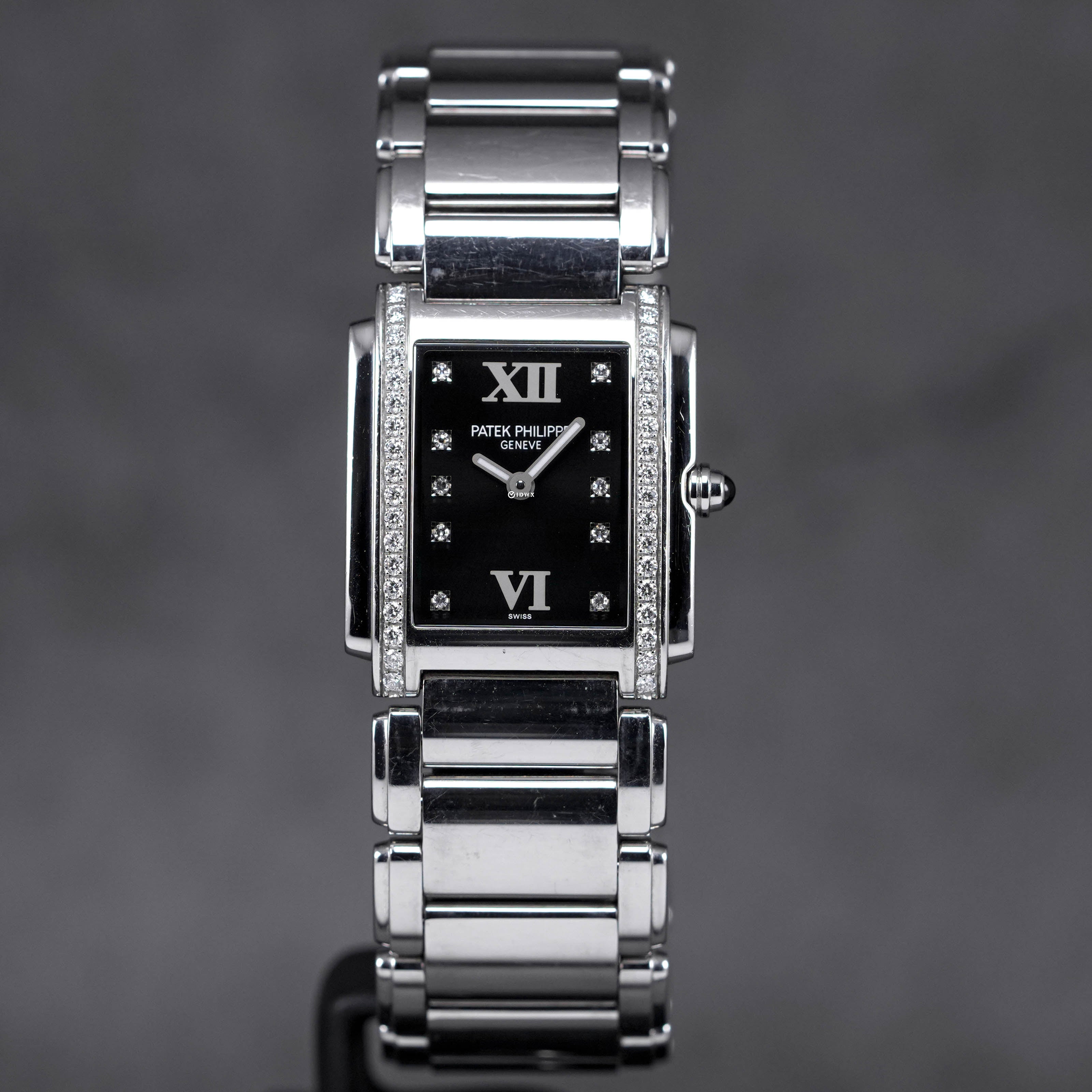 TWENTY~4 4910 BLACK DIAMOND DIAL (2018)