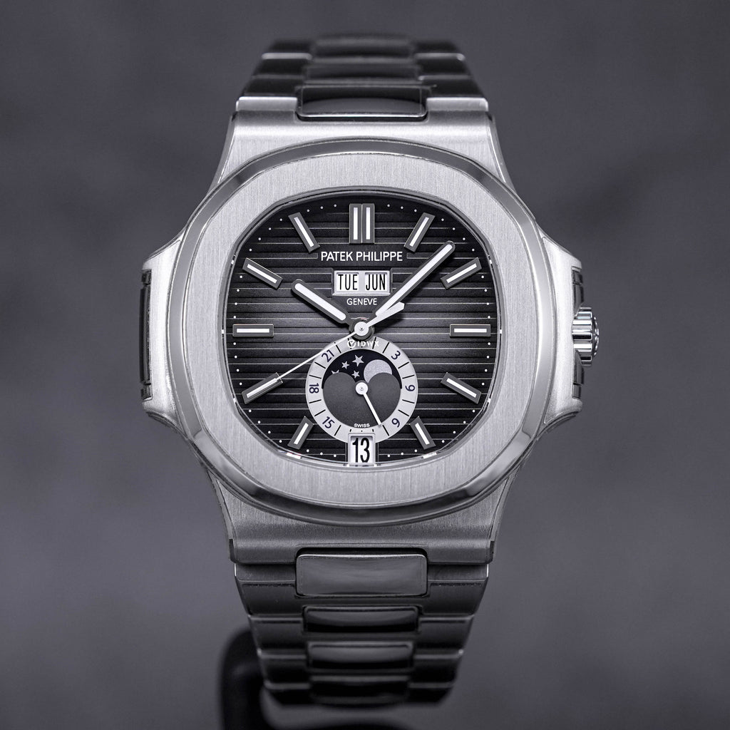 PATEK PHILIPPE NAUTILUS 5726 1A ANNUAL CALENDAR MOONPHASE 2018