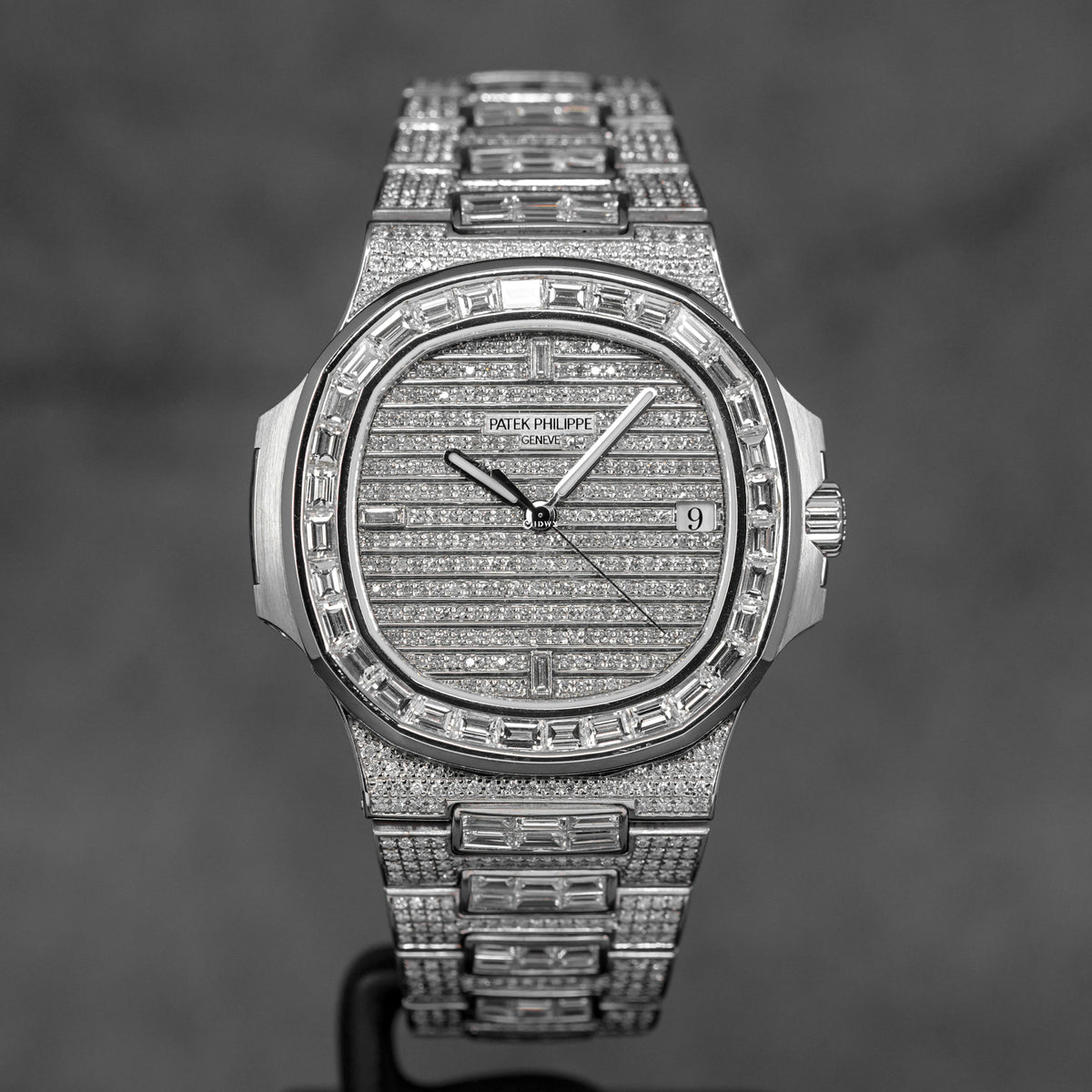 PATEK PHILIPPE NAUTILUS