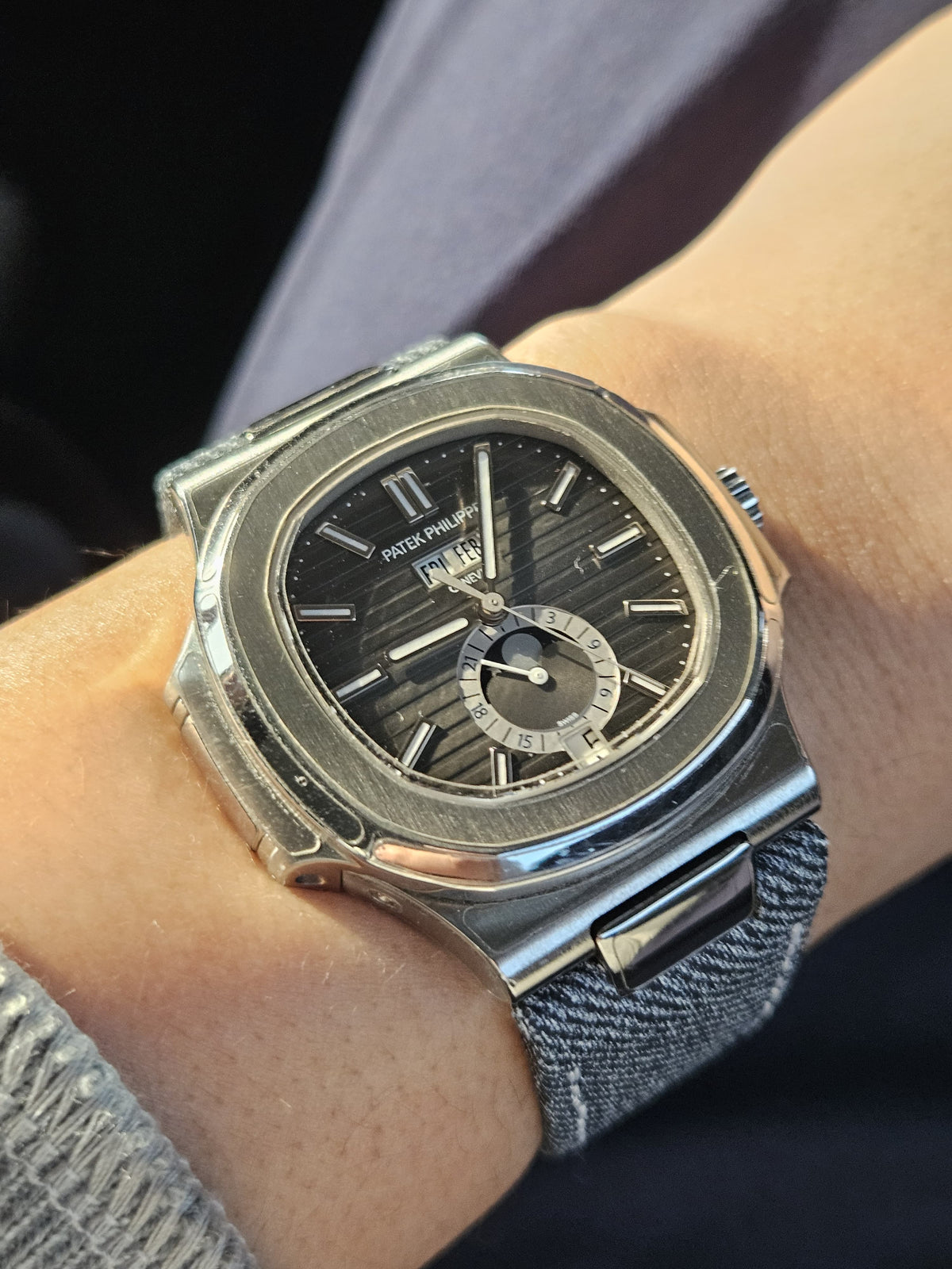 NAUTILUS 5726A ANNUAL CALENDAR MOONPHASE (2007)