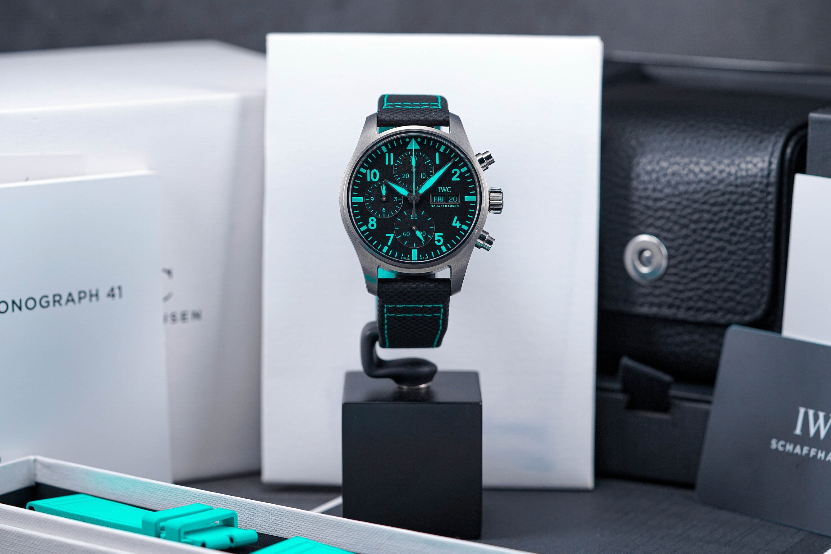 PILOT'S CHRONOGRAPH 41 TITANIUM 'MERCEDES AMG PETRONAS' EDITION (2022)