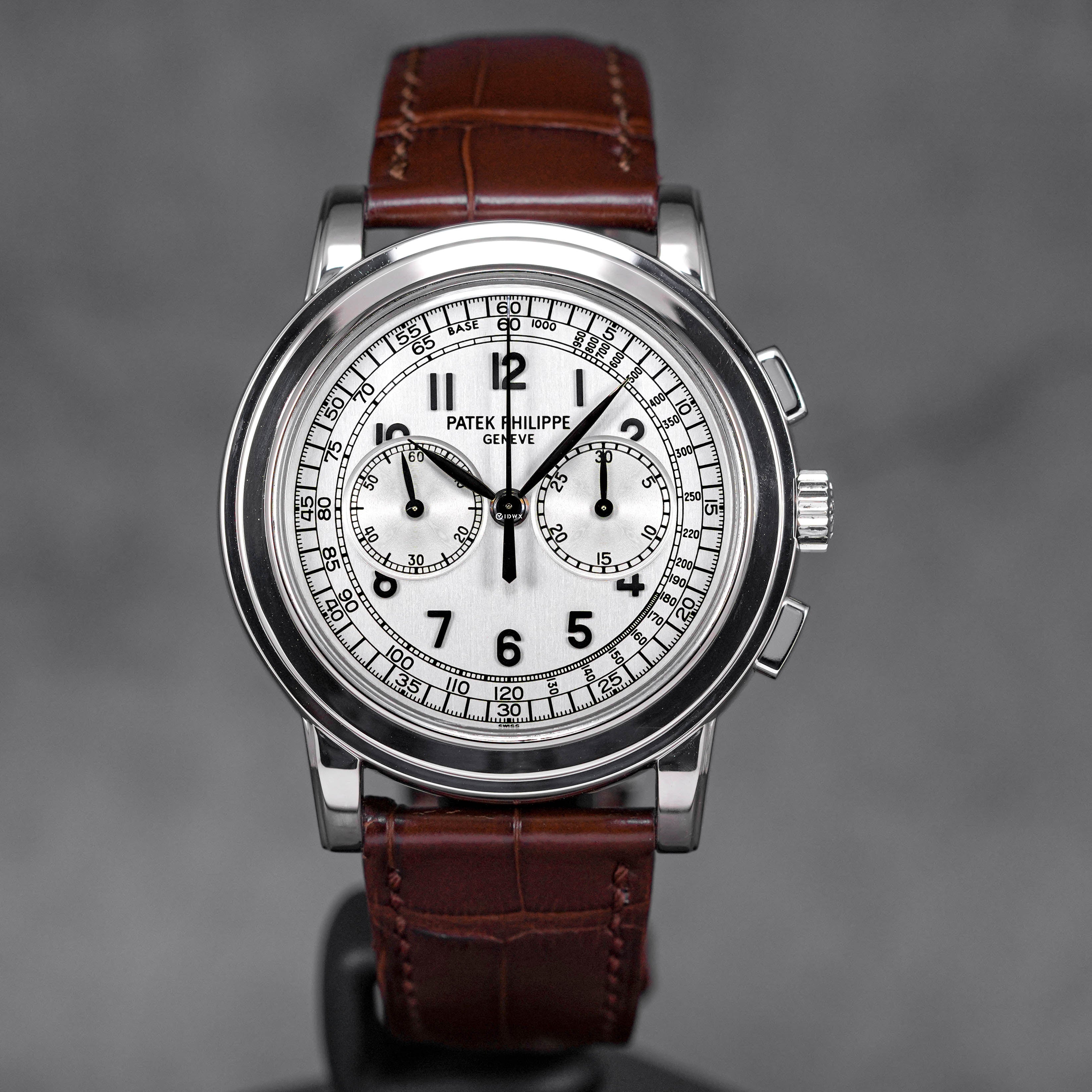 COMPLICATIONS CHRONOGRAPH 5070G-001 WHITE GOLD SILVER DIAL (2004)