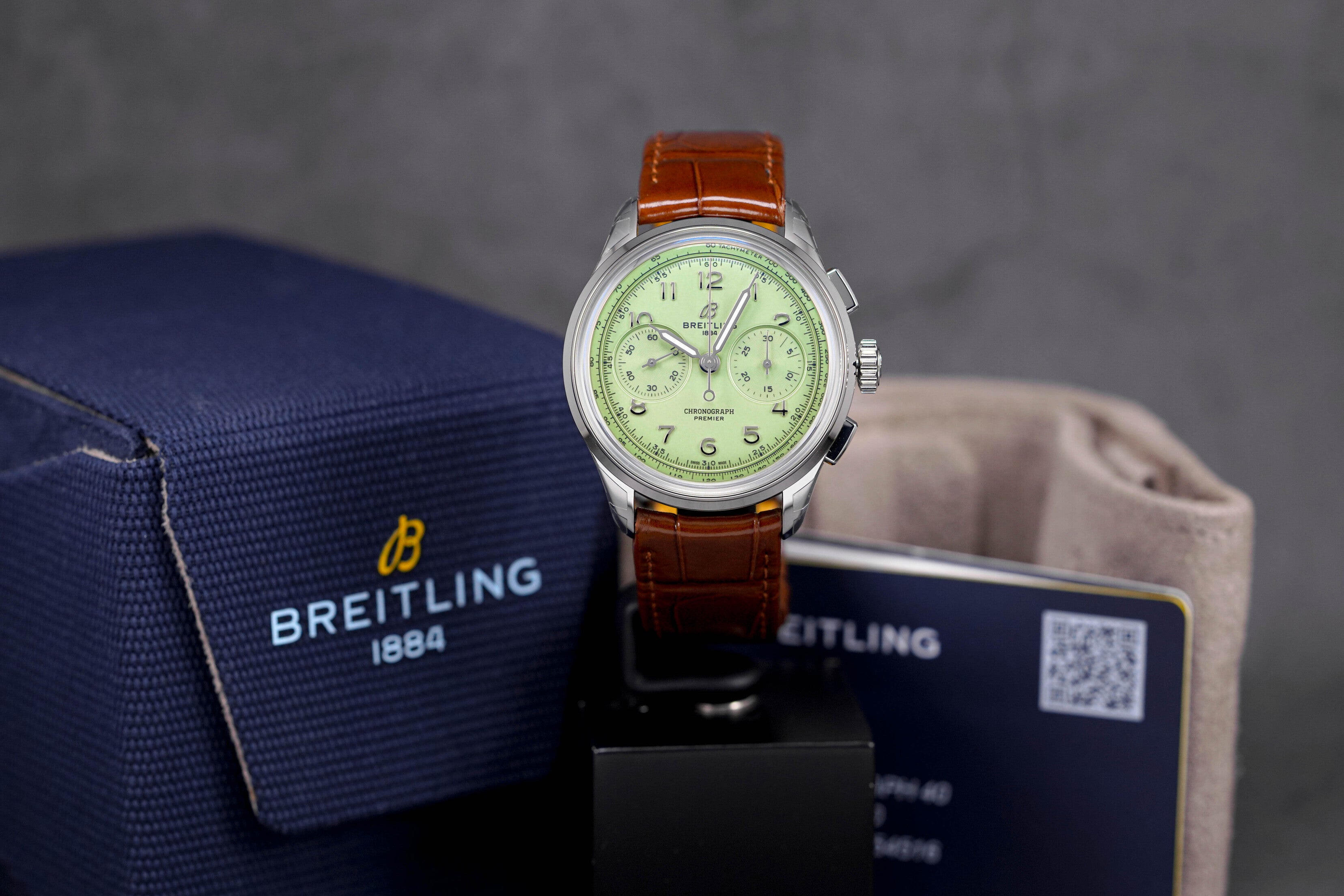 PREMIER B09 CHRONOGRAPH PISTACHIO GREEN DIAL (2022)