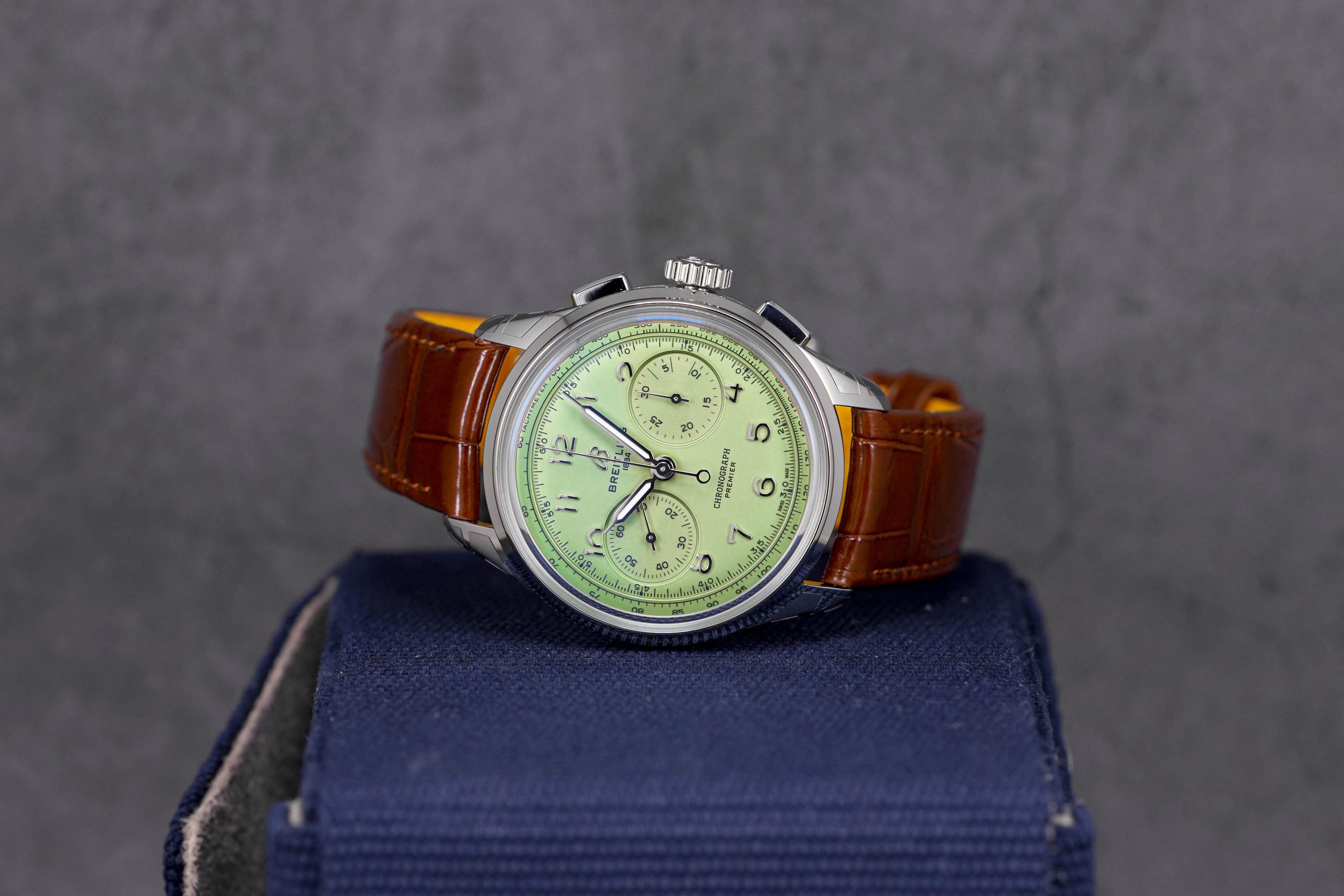 PREMIER B09 CHRONOGRAPH PISTACHIO GREEN DIAL (2022)