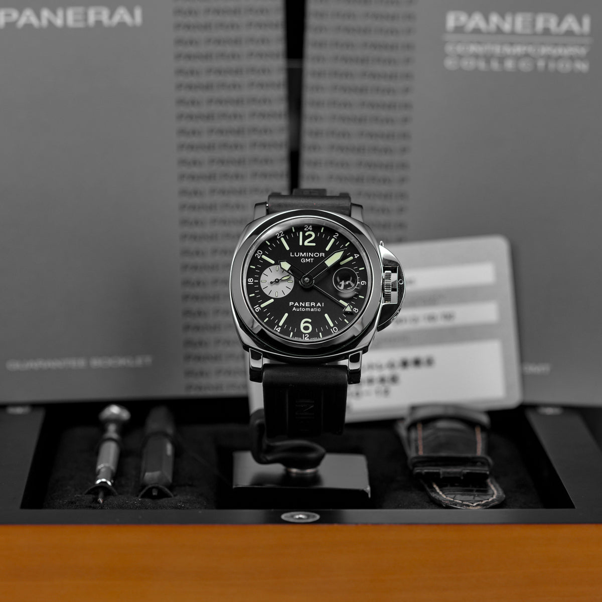 Panerai Luminor Gmt