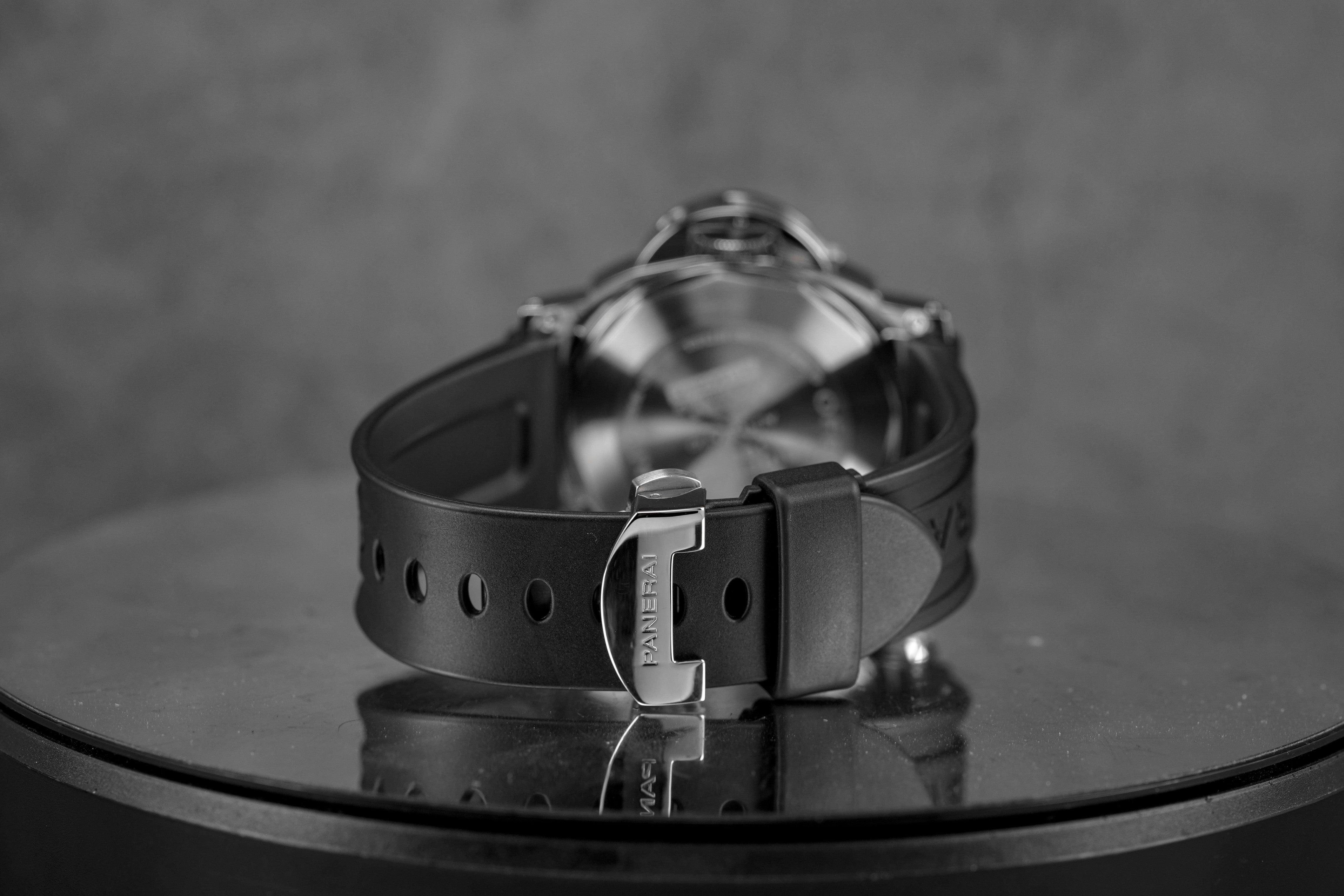 Harga Panerai Luminor PAM 104