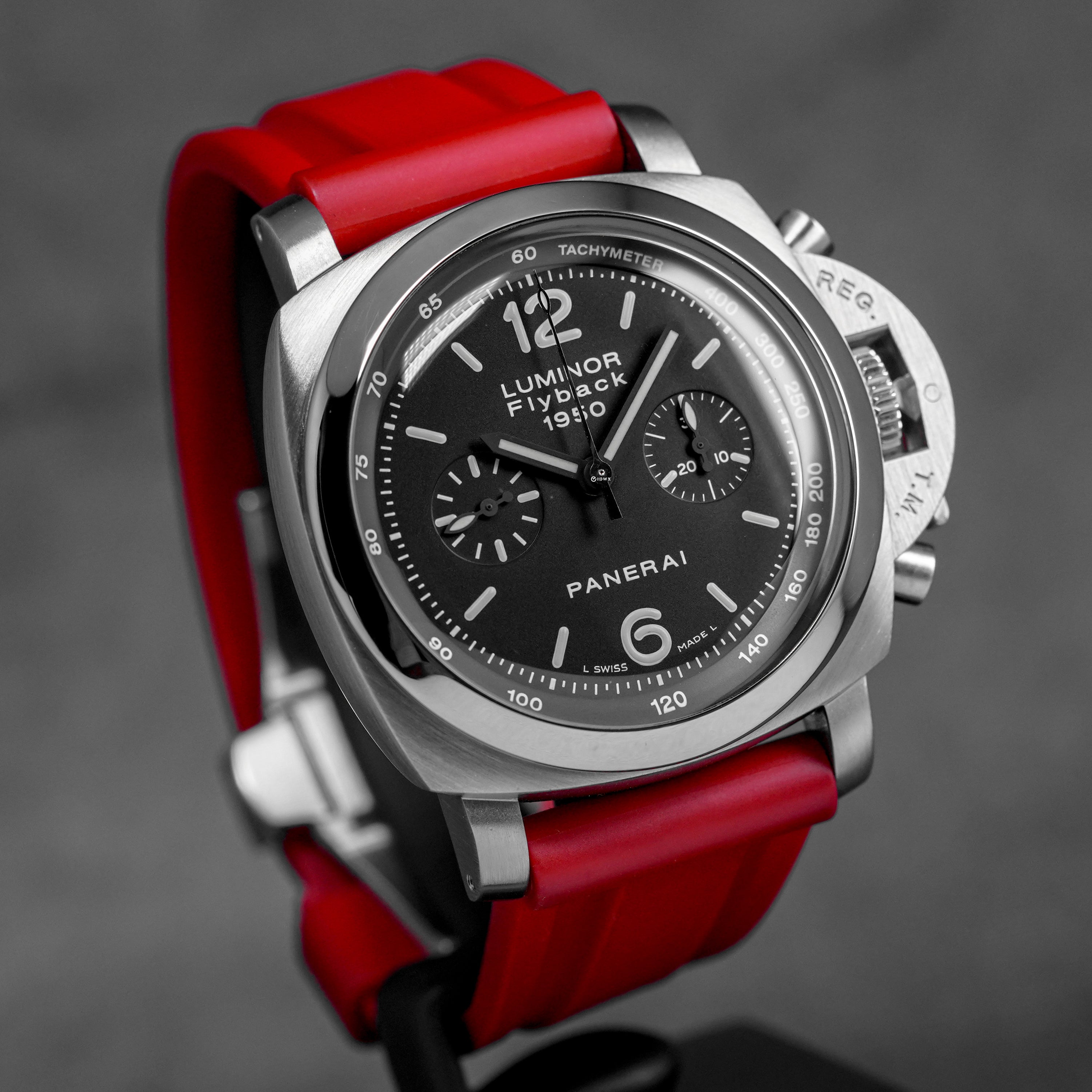 Harga Panerai Luminor PAM 212