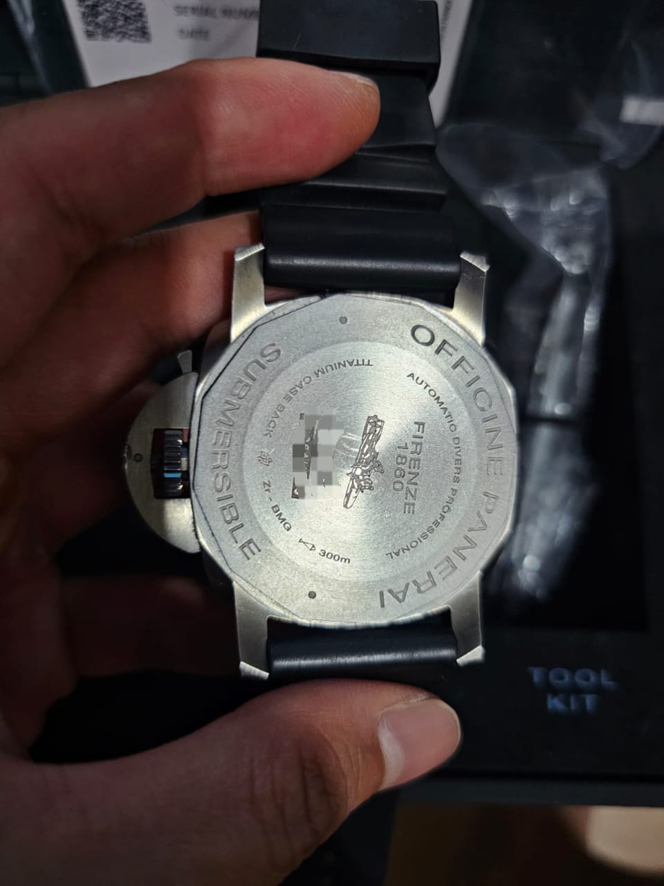 LUMINOR SUBMERSIBLE 1950 3 DAYS TITANIUM BMG-TECH BLUE DIAL PAM 692 (2019)