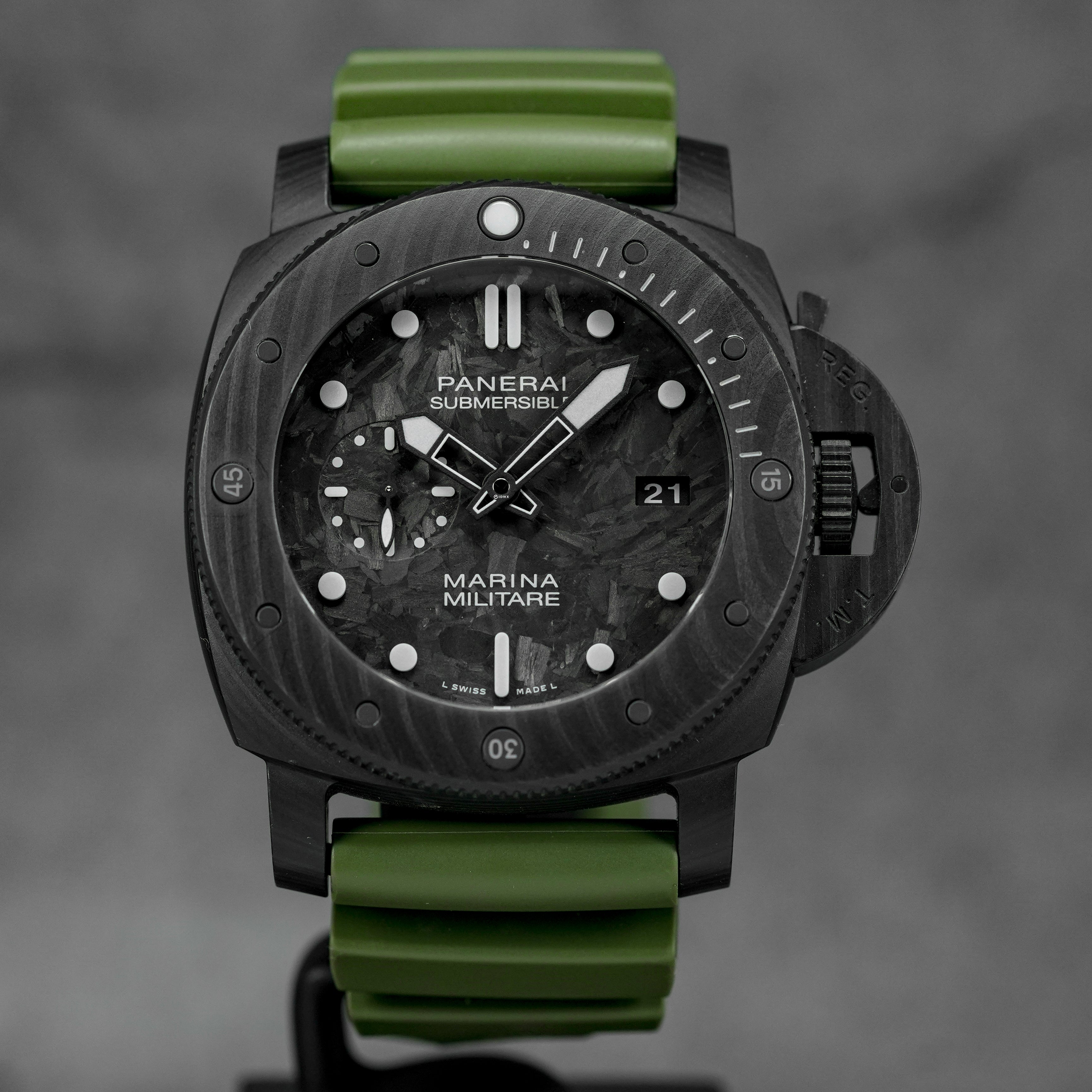 Harga Panerai Luminor PAM 979