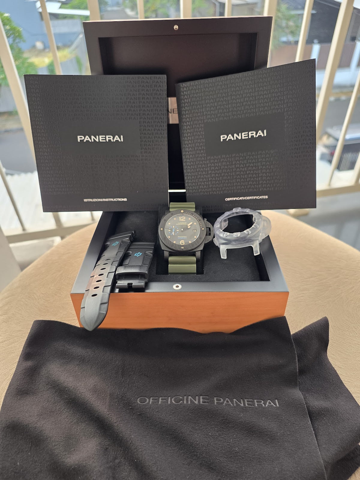 Panerai Luminor Submersible