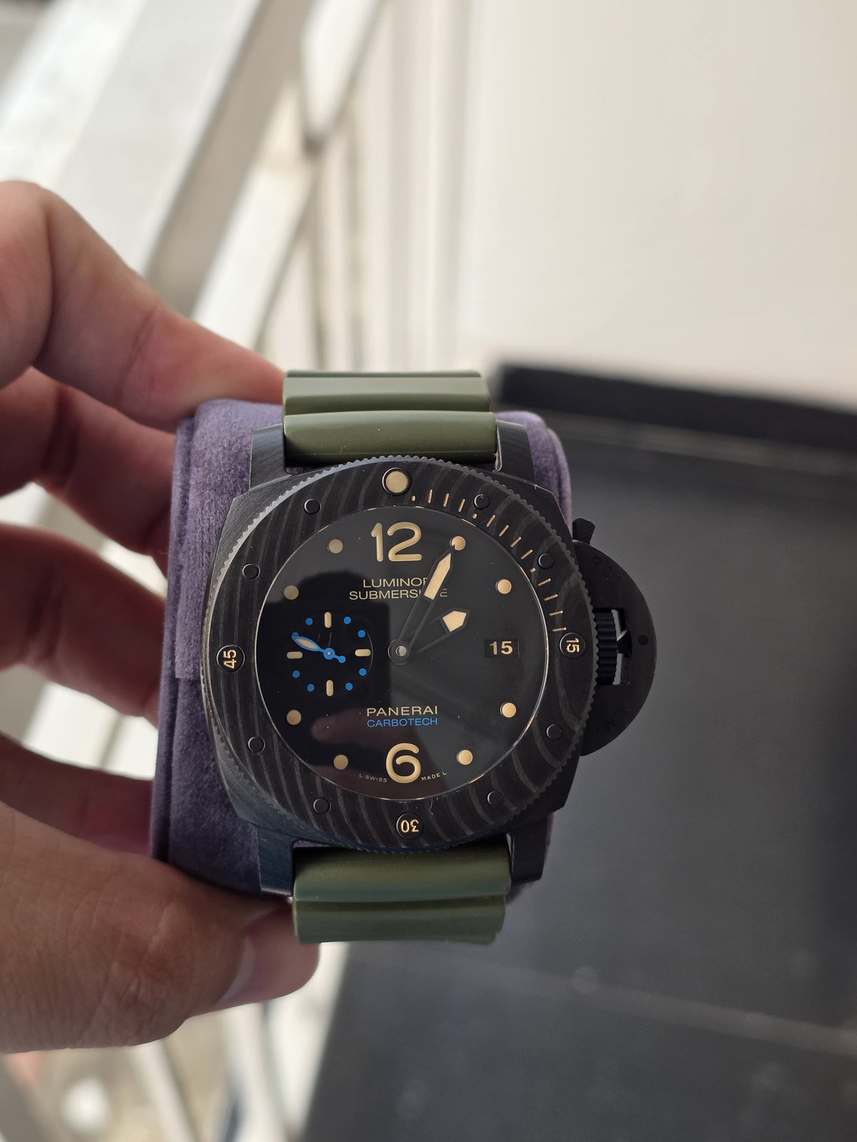 Panerai Luminor Submersible