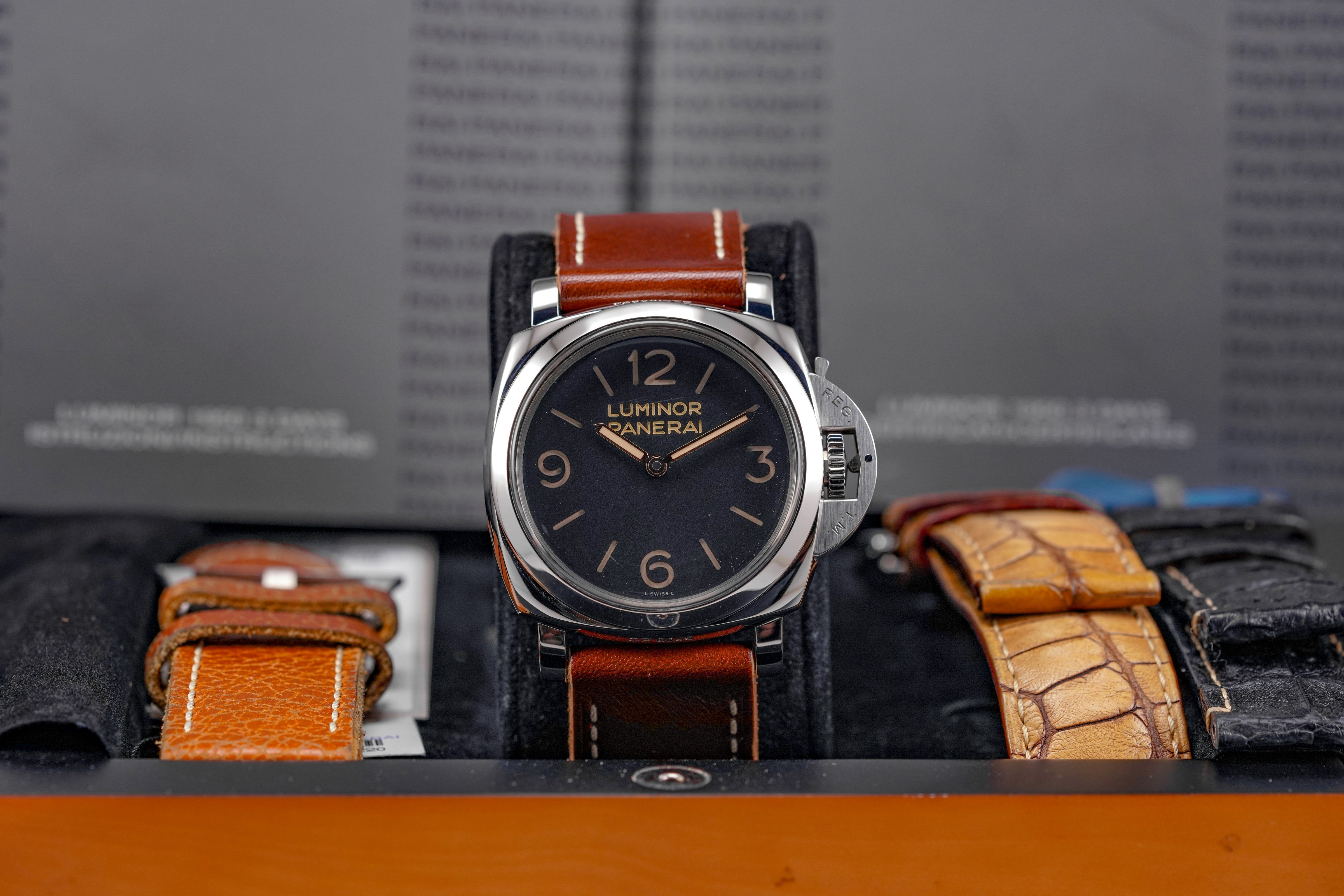 Harga Panerai PAM 372