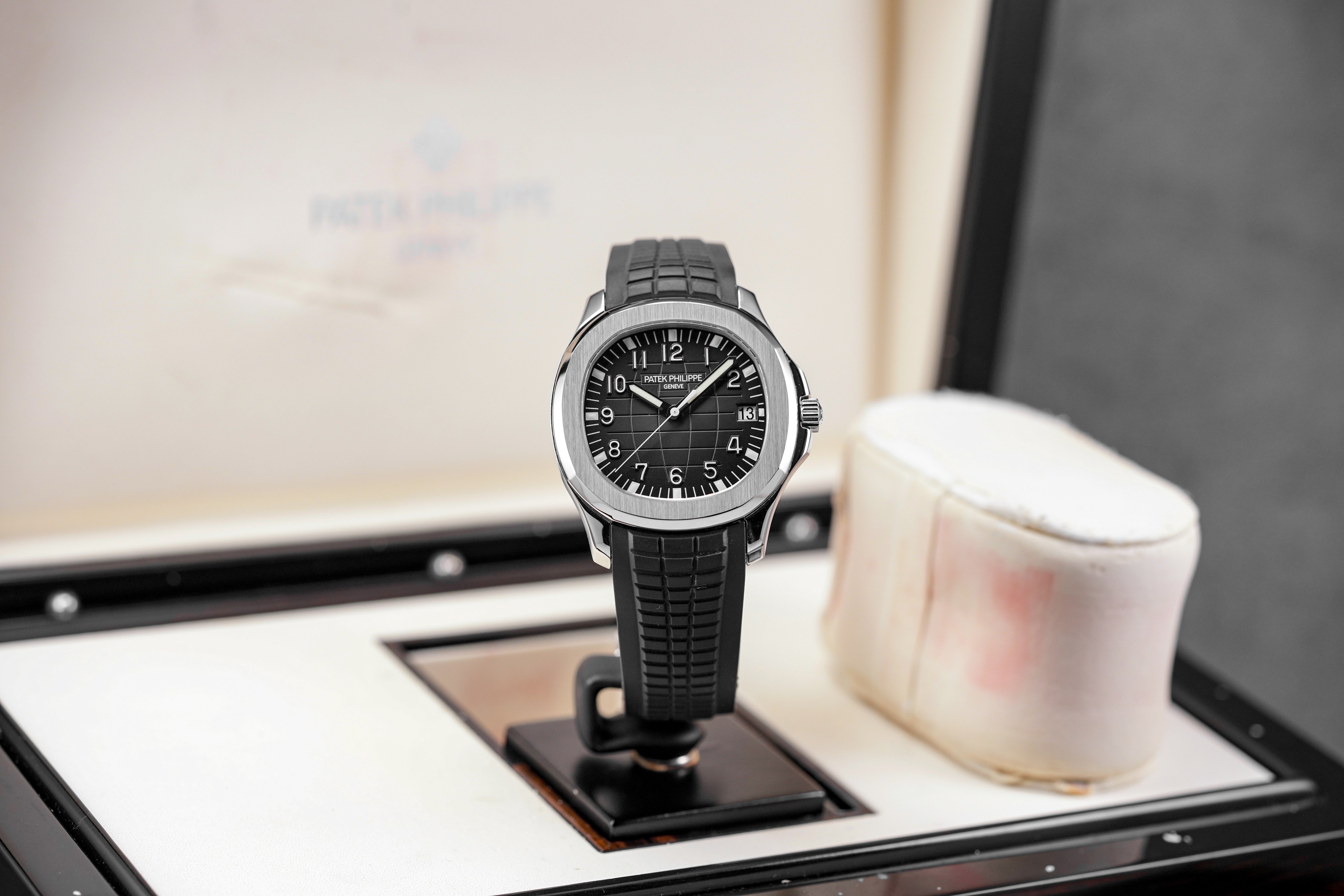 Harga Patek Aquanaut 5165a