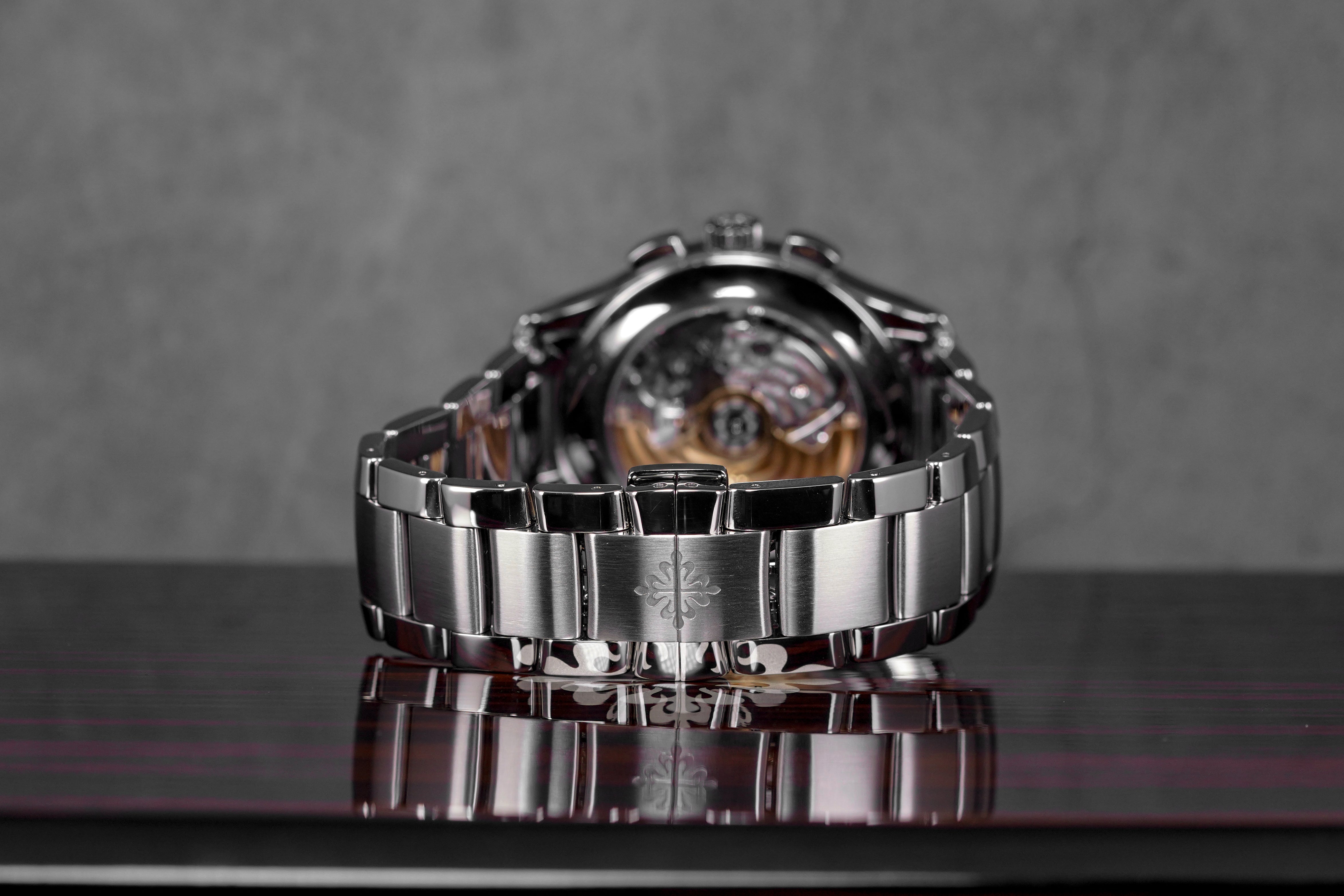Harga Patek Complications 5910/1A Olive Green