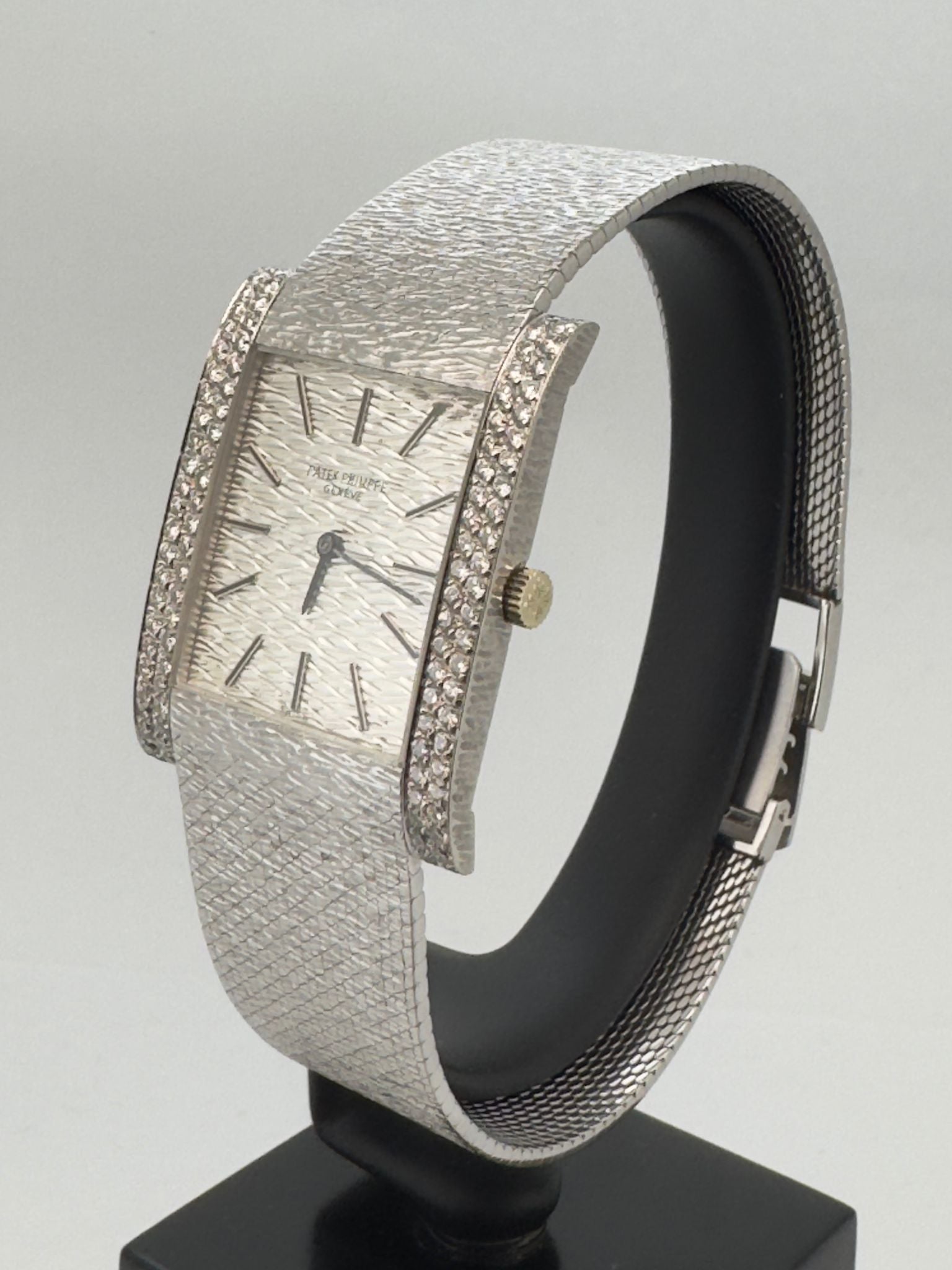 GONDOLO 3553/1 WHITEGOLD SILVER DIAL FACTORY DIAMOND BEZEL (WATCH ONLY)