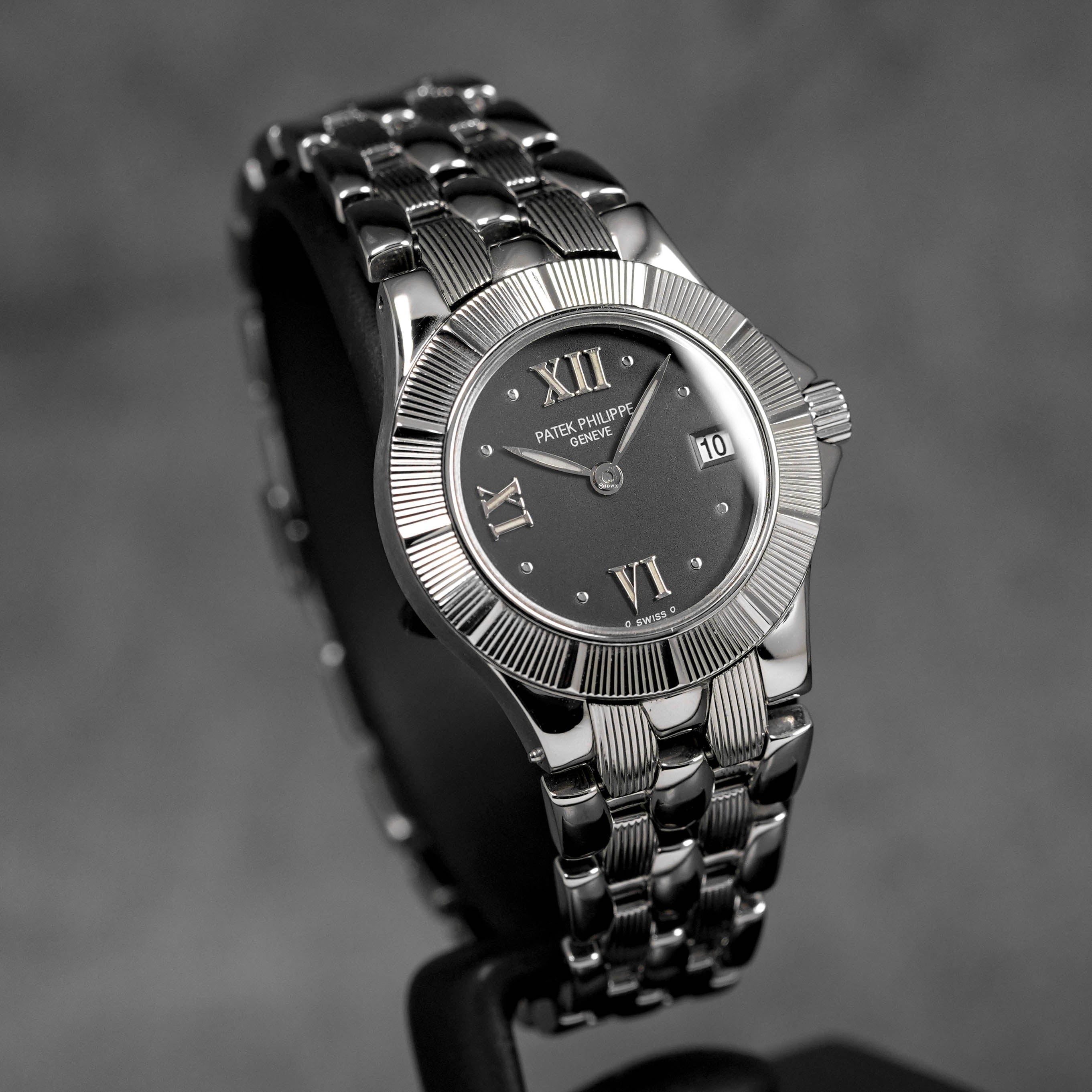 Harga Patek Neptune 4880/1a Black