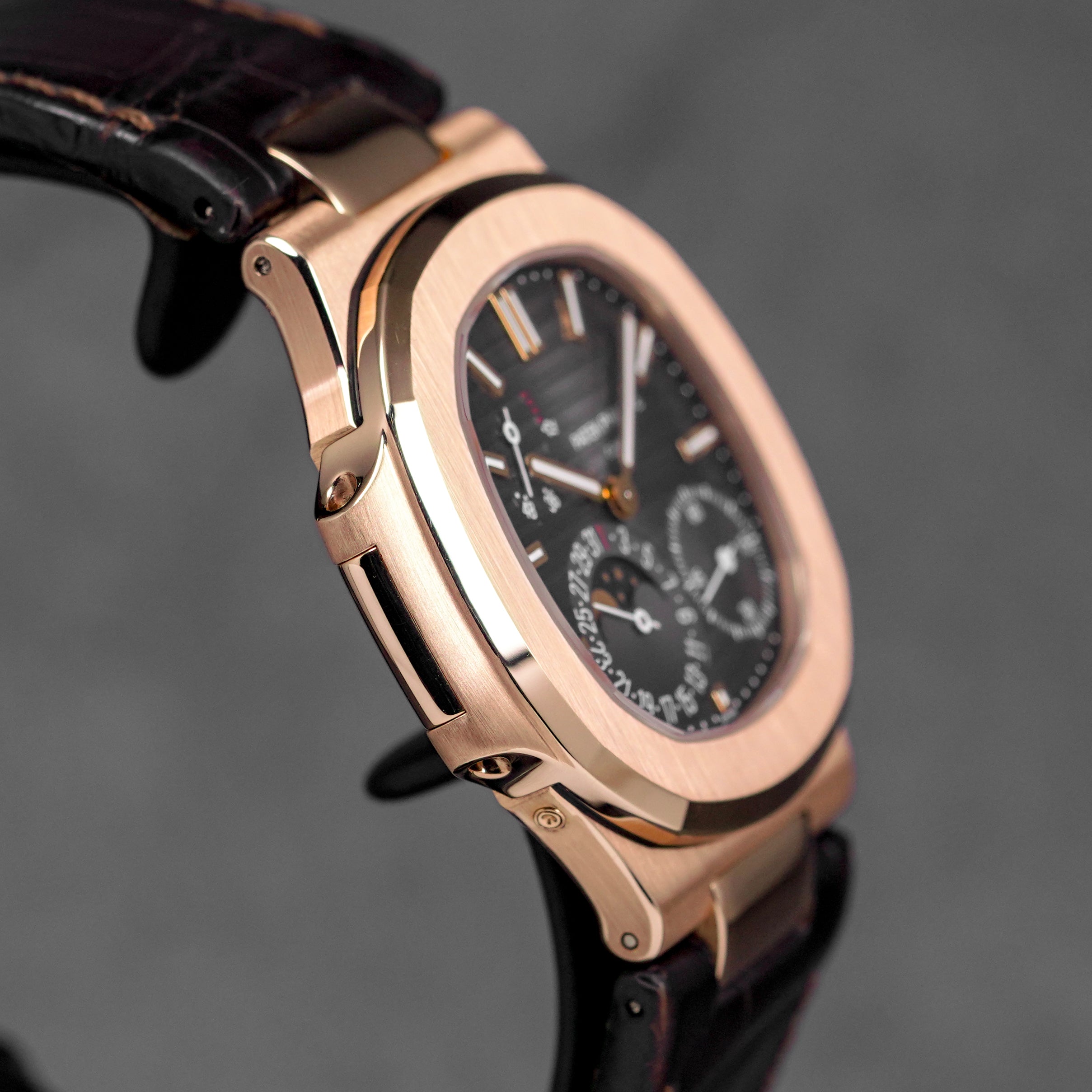 Harga Patek Philippe Nautilus 5712R