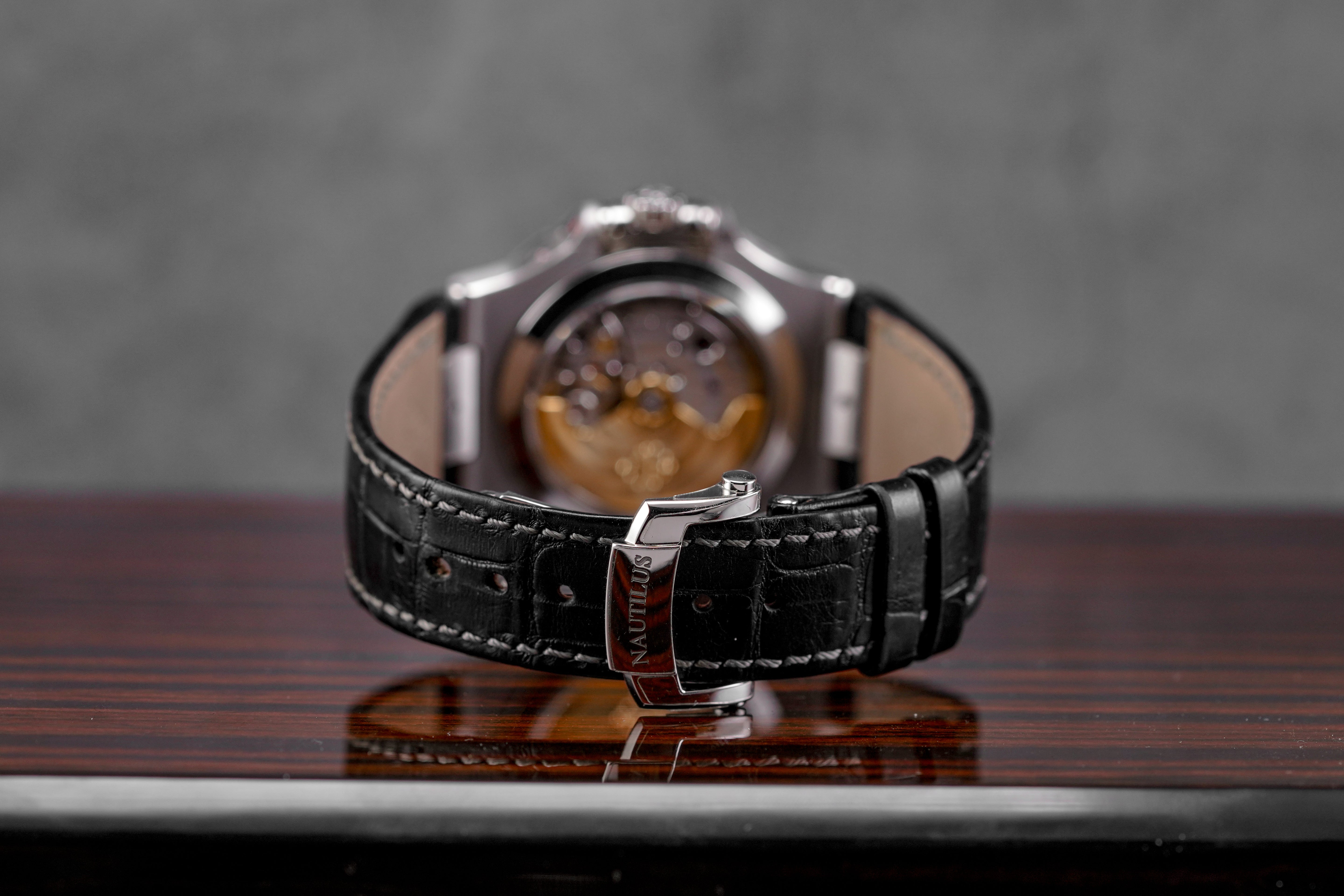 Harga Patek Philippe Nautilus 5726A
