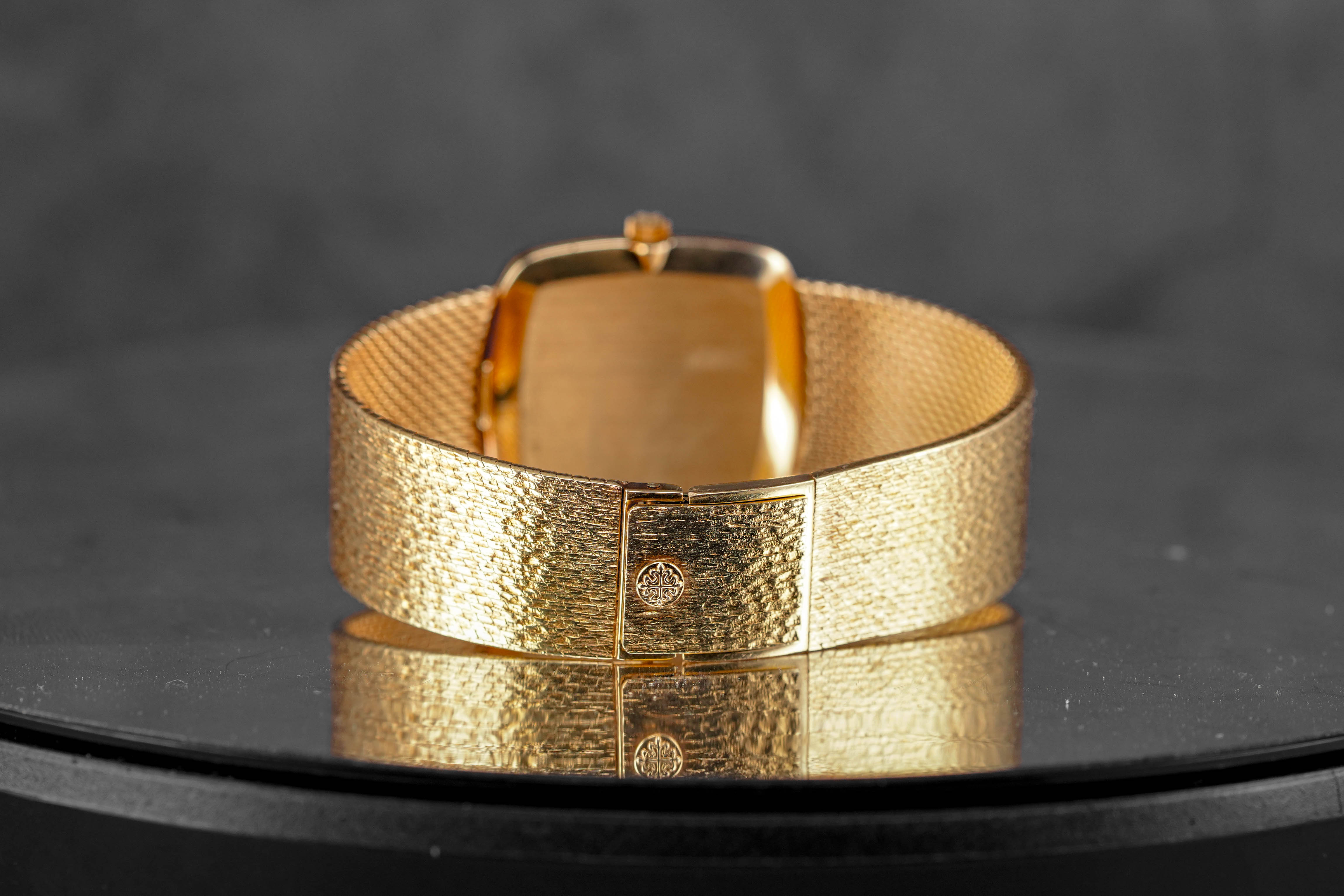 Harga Patek Square Ellipse 3566