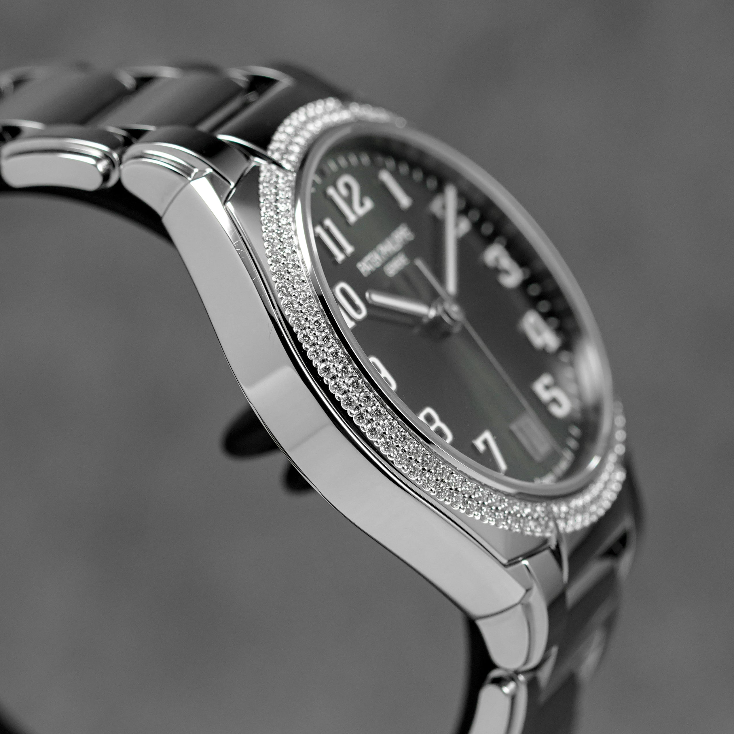 Harga Patek Twenty~4 Olive Green