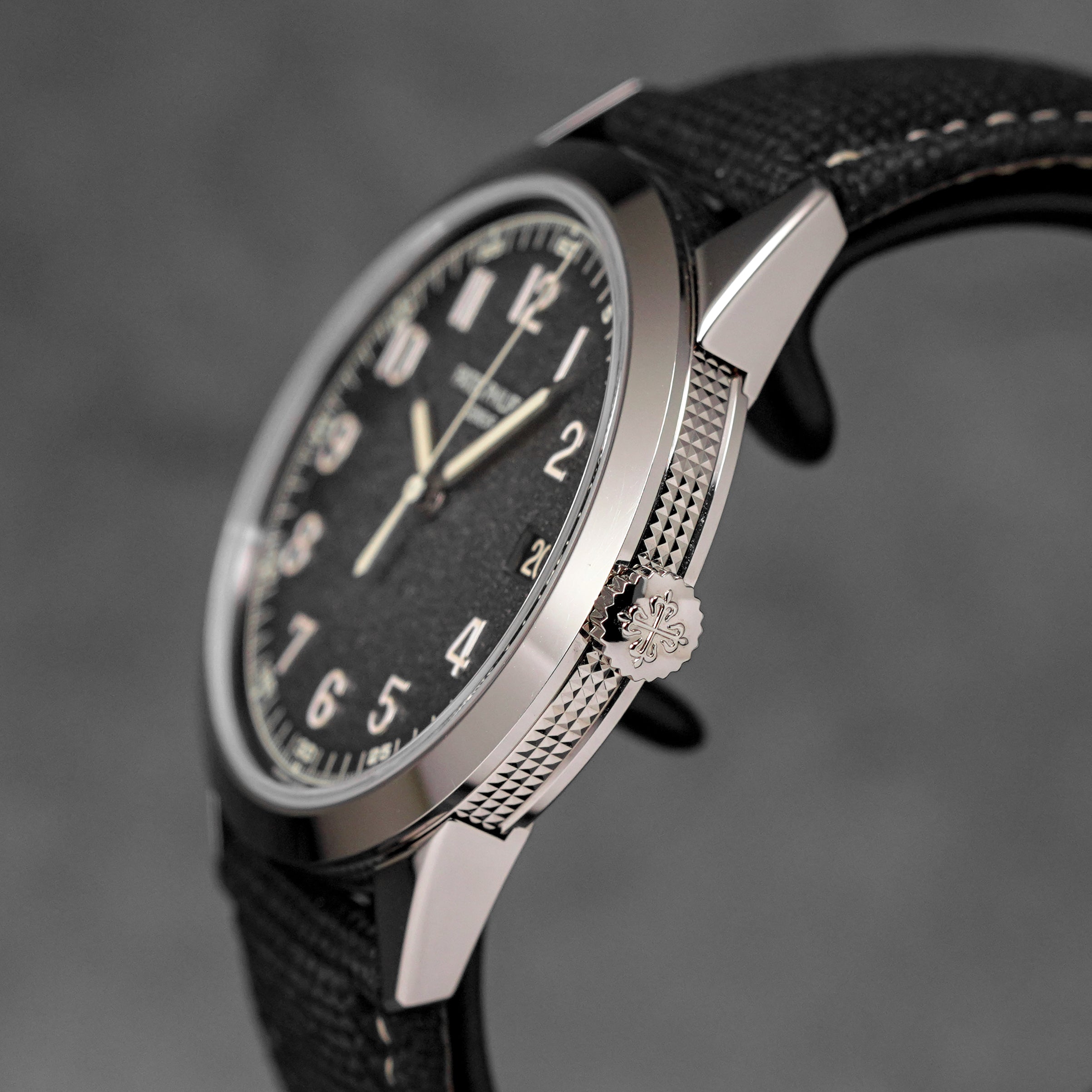 CALATRAVA 5226G WHITEGOLD CHARCOAL GRAY DIAL (2025)