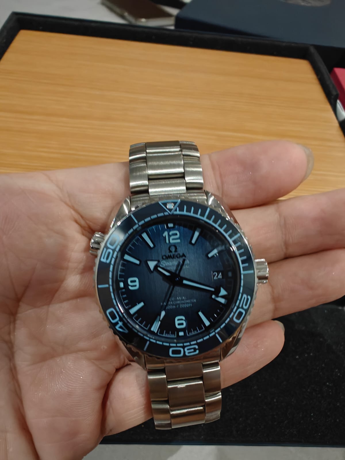 Seamaster 300 Omega Planet Ocean Neu OMEGA SEAMASTER PLANET OCEAN