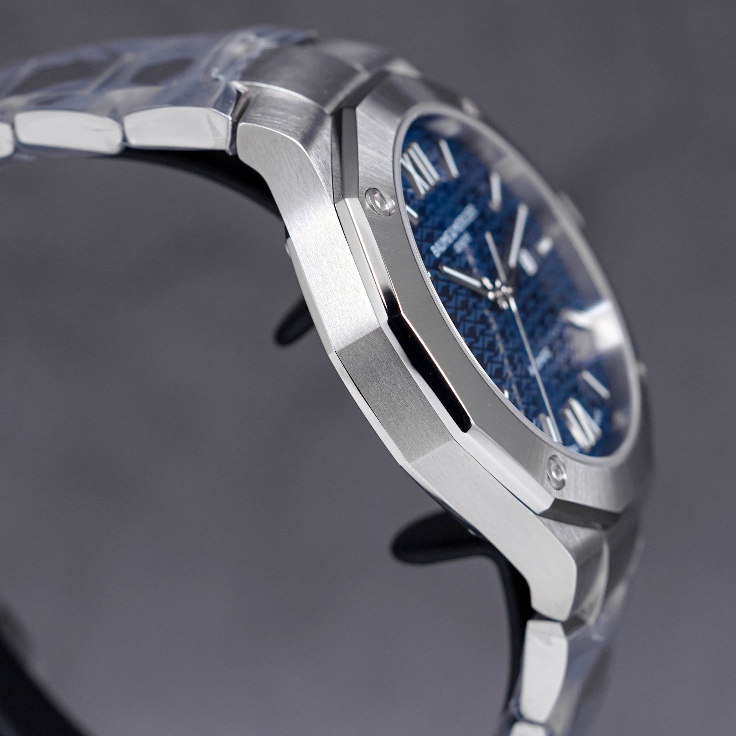 RIVIERA 10620 STEEL BLUE DIAL (2023)