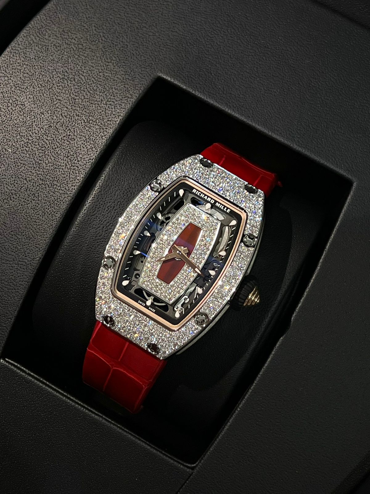 RM 07 01 WHITEGOLD SNOWSET DIAMONDS RED LIPS JASPER DIAL 2023