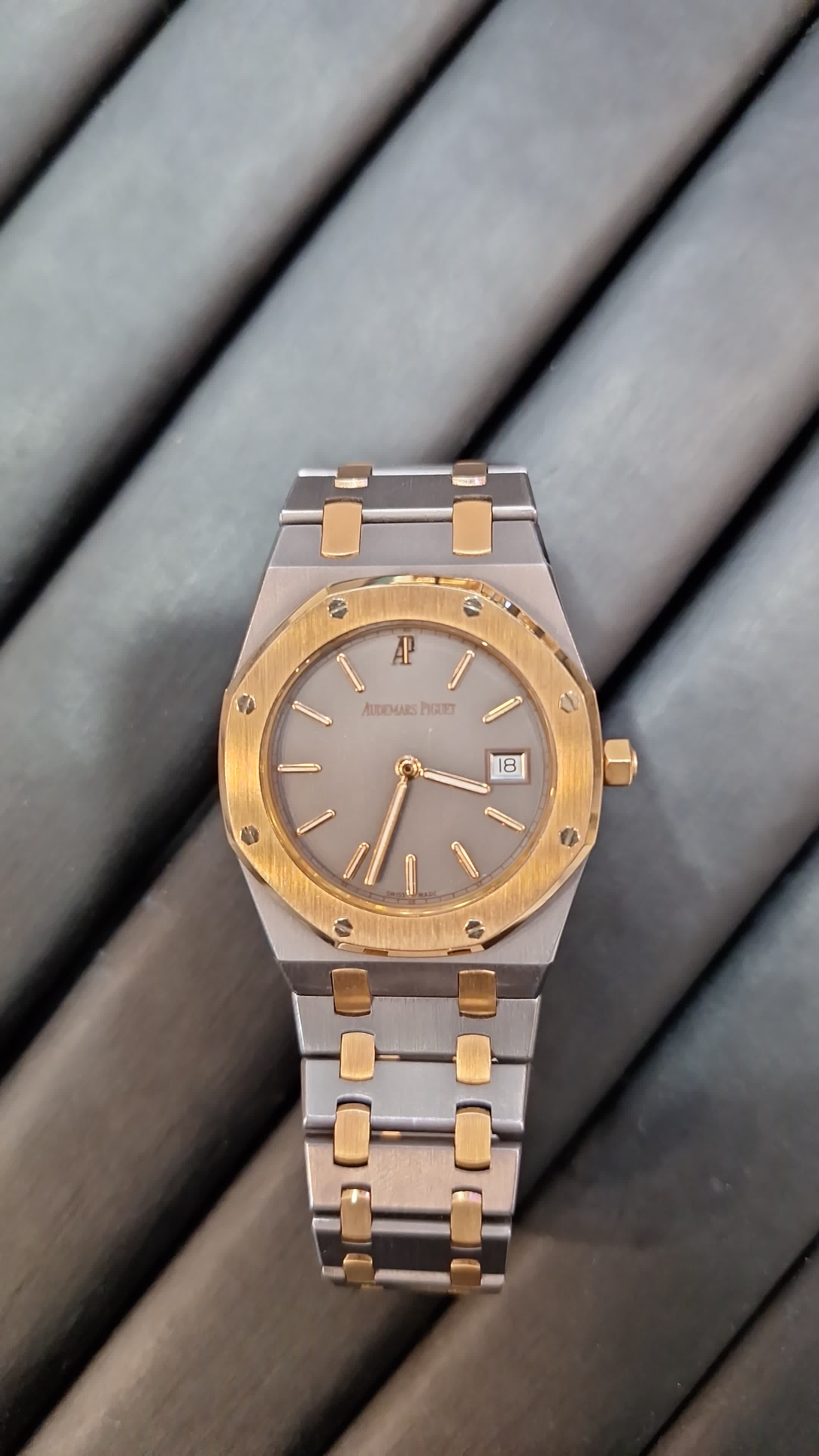 Ap Quartz Movement AUDEMARS PIGUET ROYAL OAK 33MM TWOTONE ROSEGOLD
