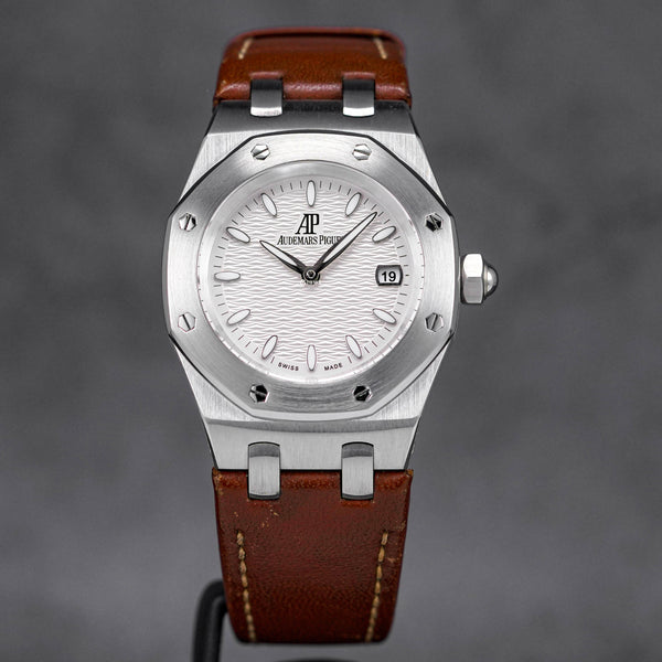 ROYAL OAK 33MM 67600ST WHITE DIAL WITH BROWN LEATHER STRAP (WATCH ONLY)