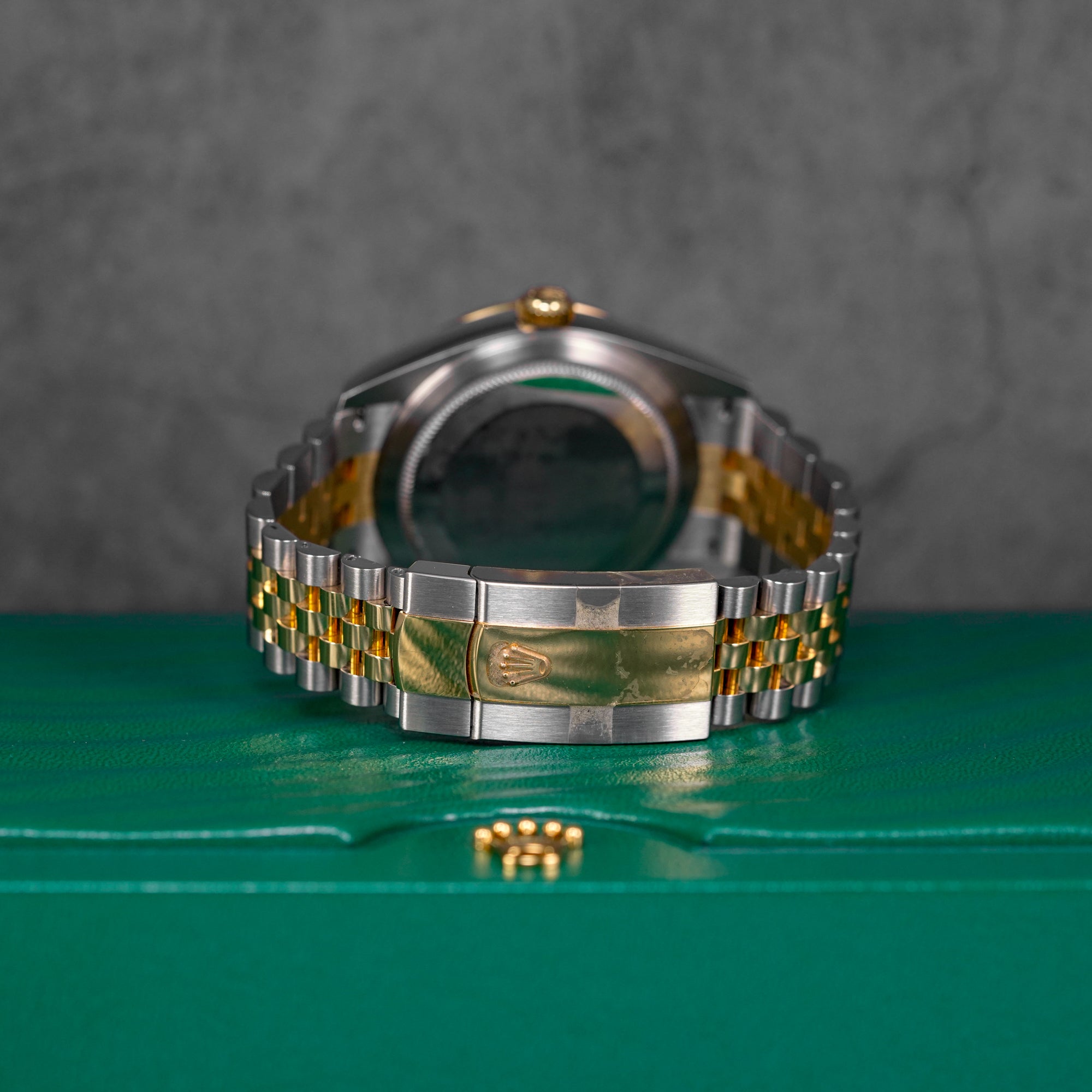 SKY-DWELLER TWOTONE YELLOWGOLD BLACK DIAL (2022)