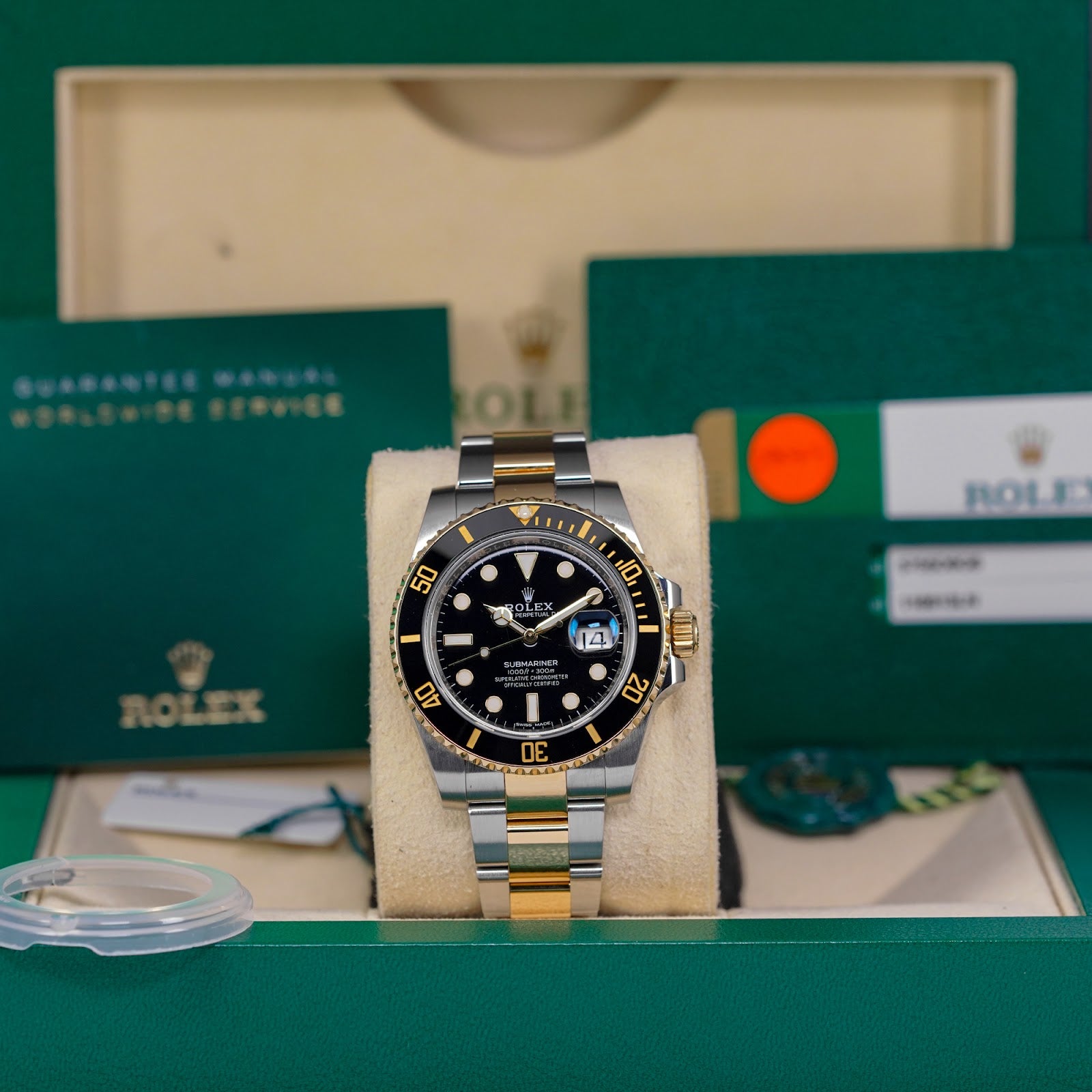 SUBMARINER DATE 40MM TWOTONE YELLOWGOLD BLACK DIAL (2017)