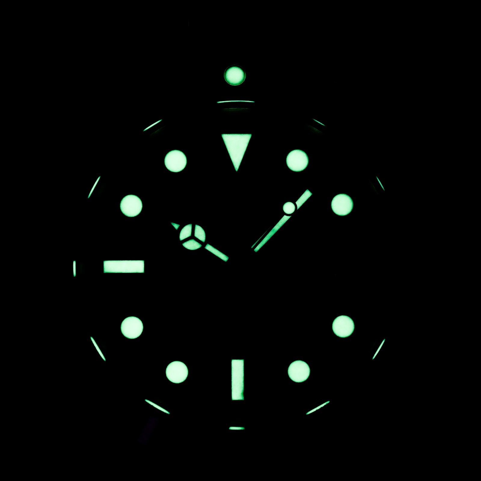 SUBMARINER DATE 40MM KERMIT 'Y SERIES' FLAT FOUR BEZEL (WATCH ONLY)