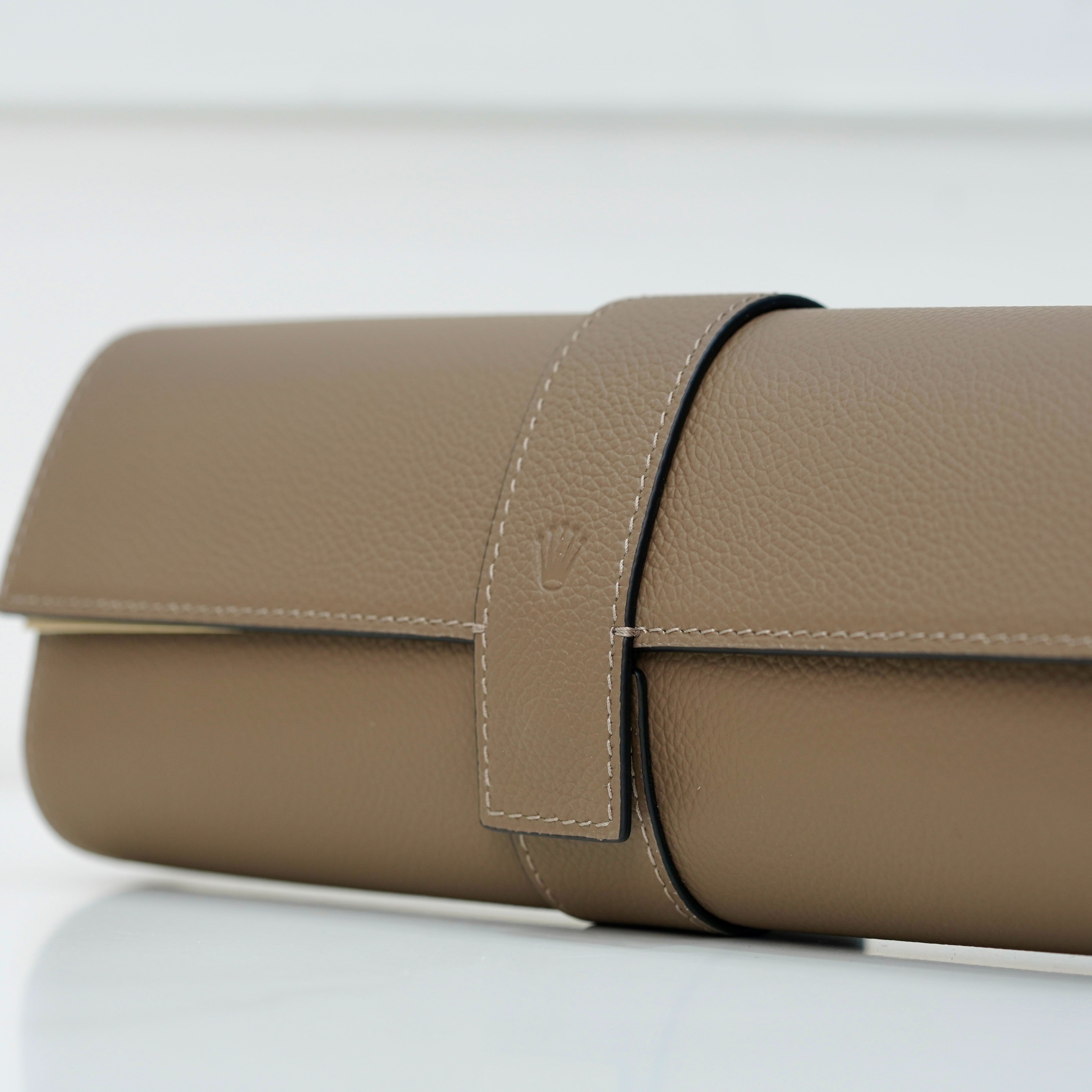 RARE LEATHER WATCH ROLL CASE TAUPE, FOR 3-4 WATCHES
