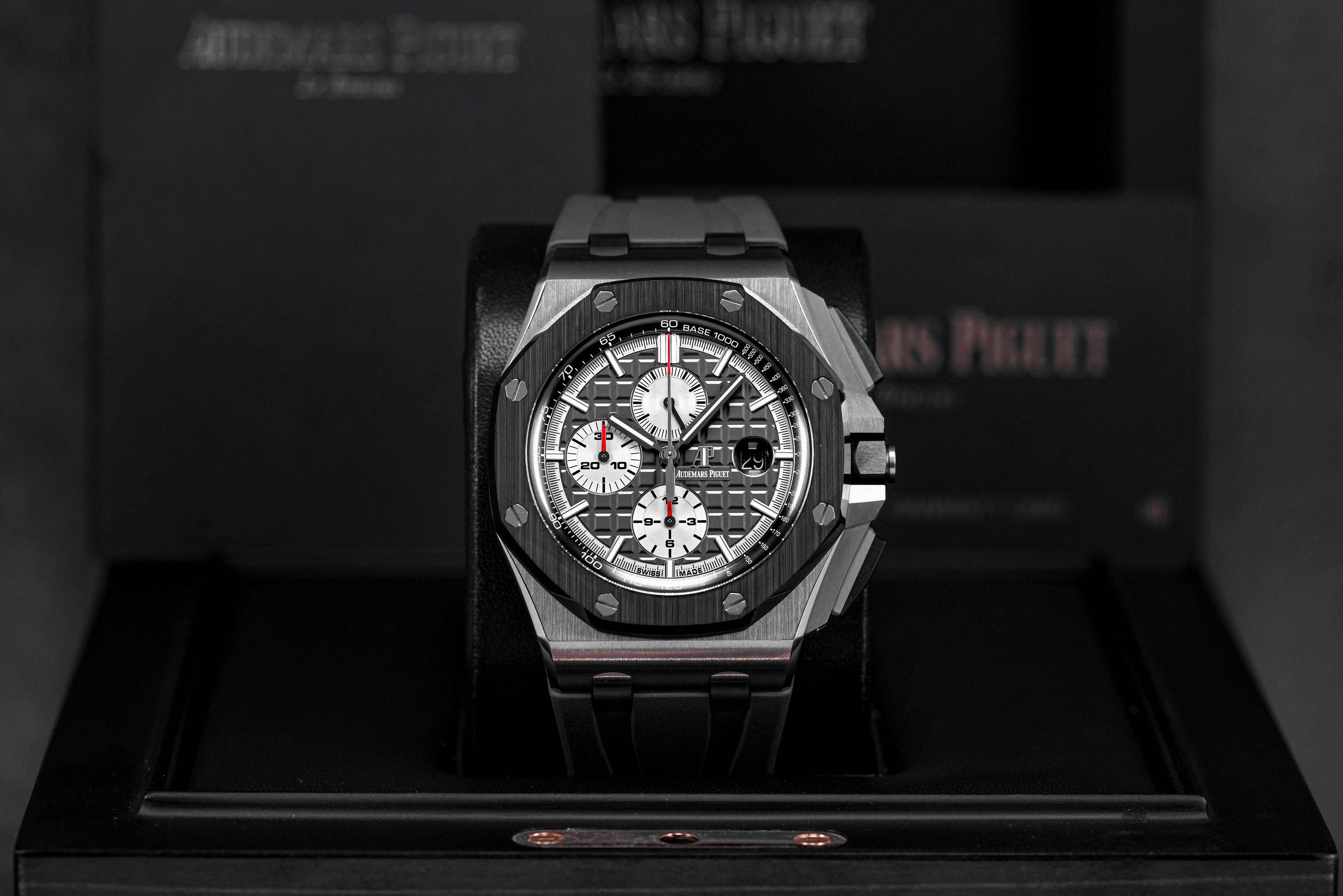 ROYAL OAK OFFSHORE CHRONOGRAPH TITANIUM BLACK CERAMIC GREY DIAL (2019)