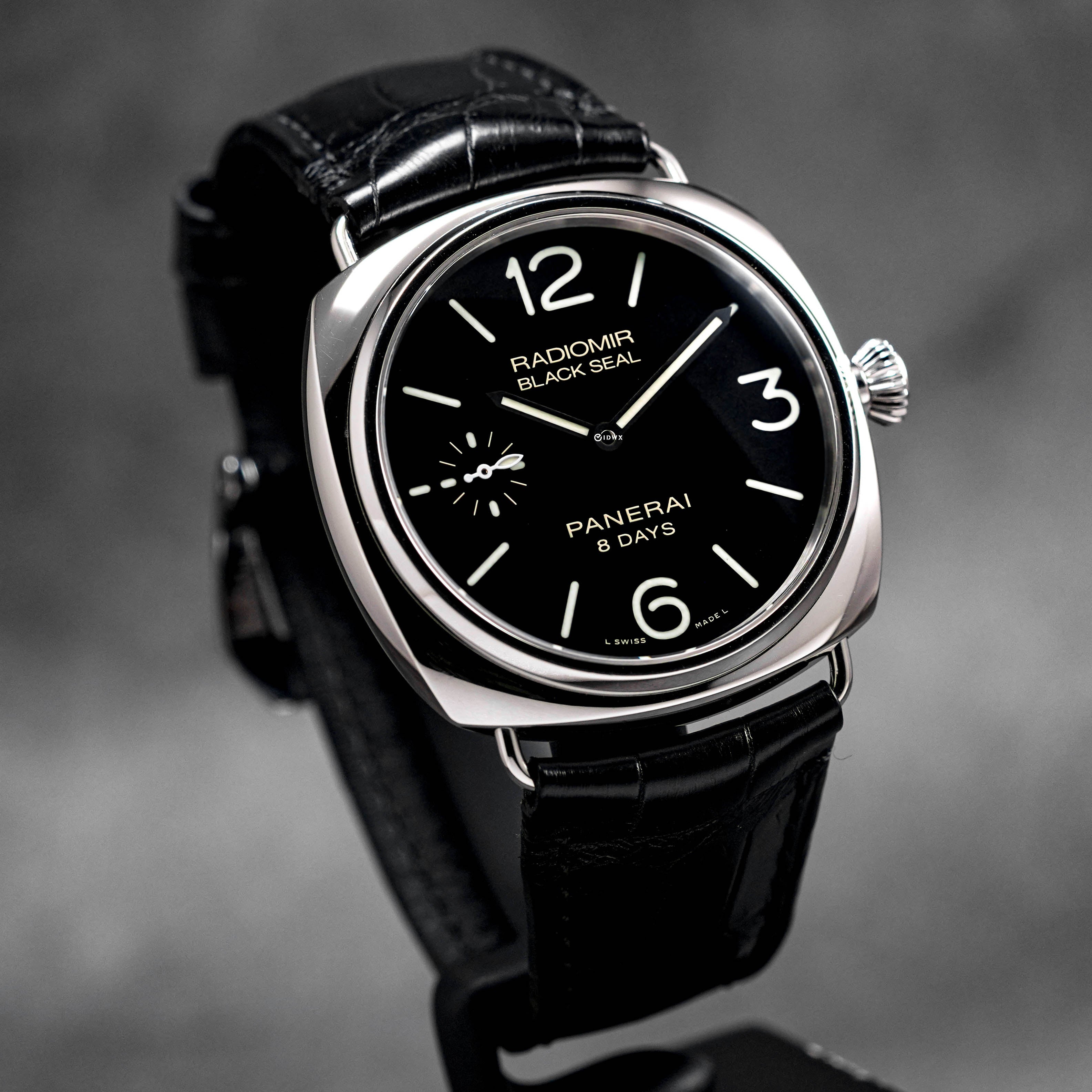 PANERAI RADIOMIR BLACK SEAL 8 DAYS PAM 609 2017 IDWX