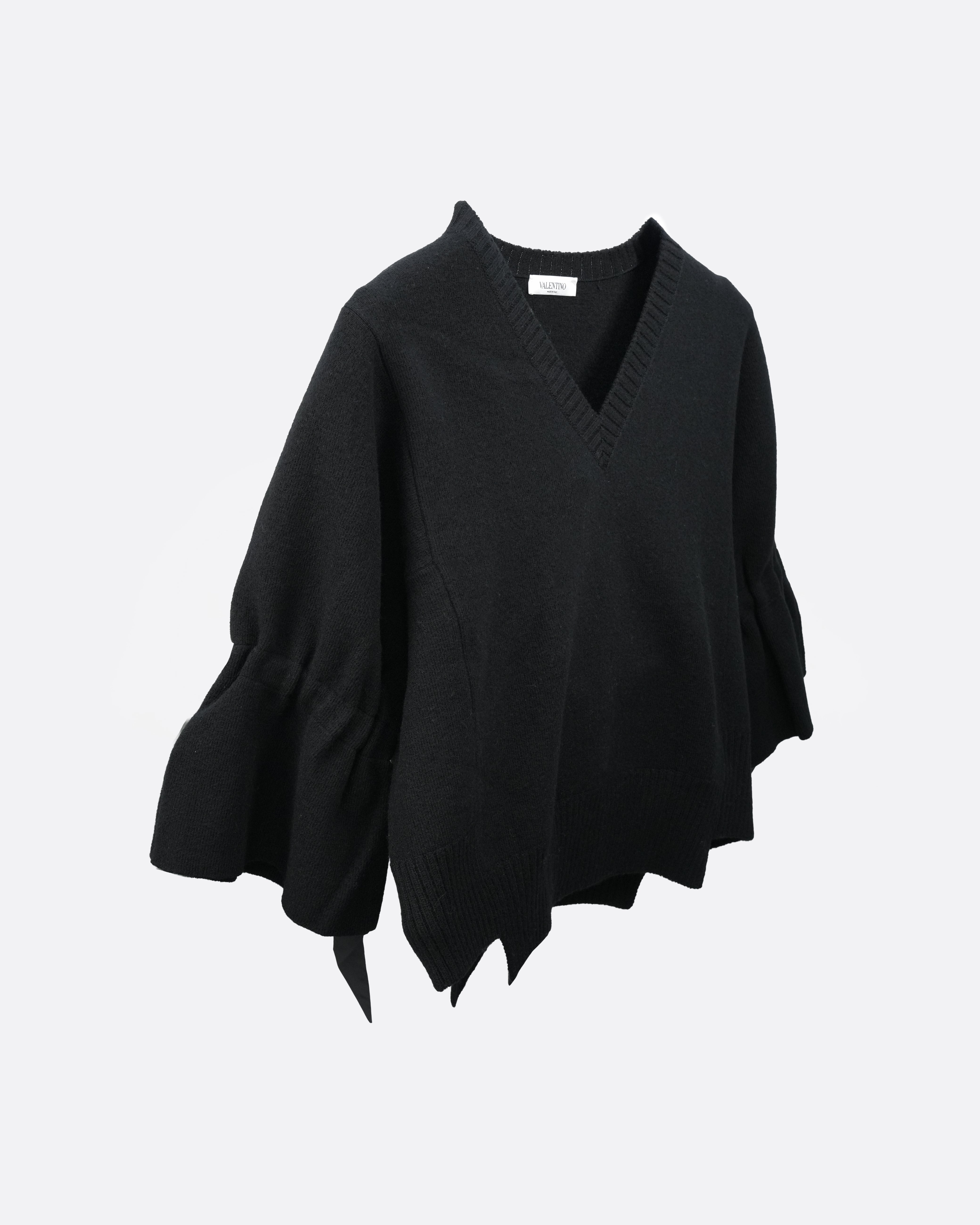 SWEATER BLACK SIZE XS FIT TO L