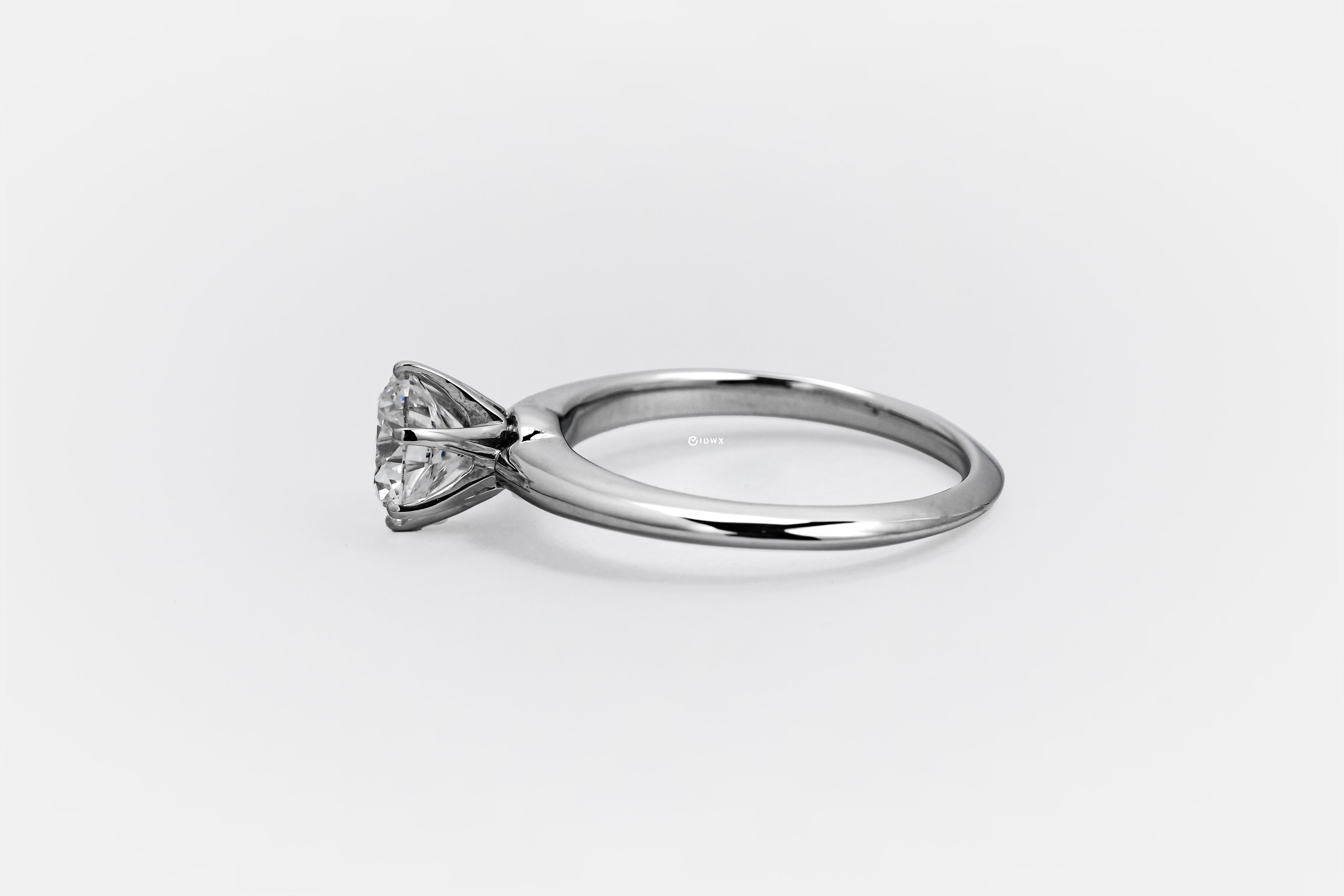 TIFFANY-STYLE WHITEGOLD RING 1CT ROUND CUT LAB DIAMOND