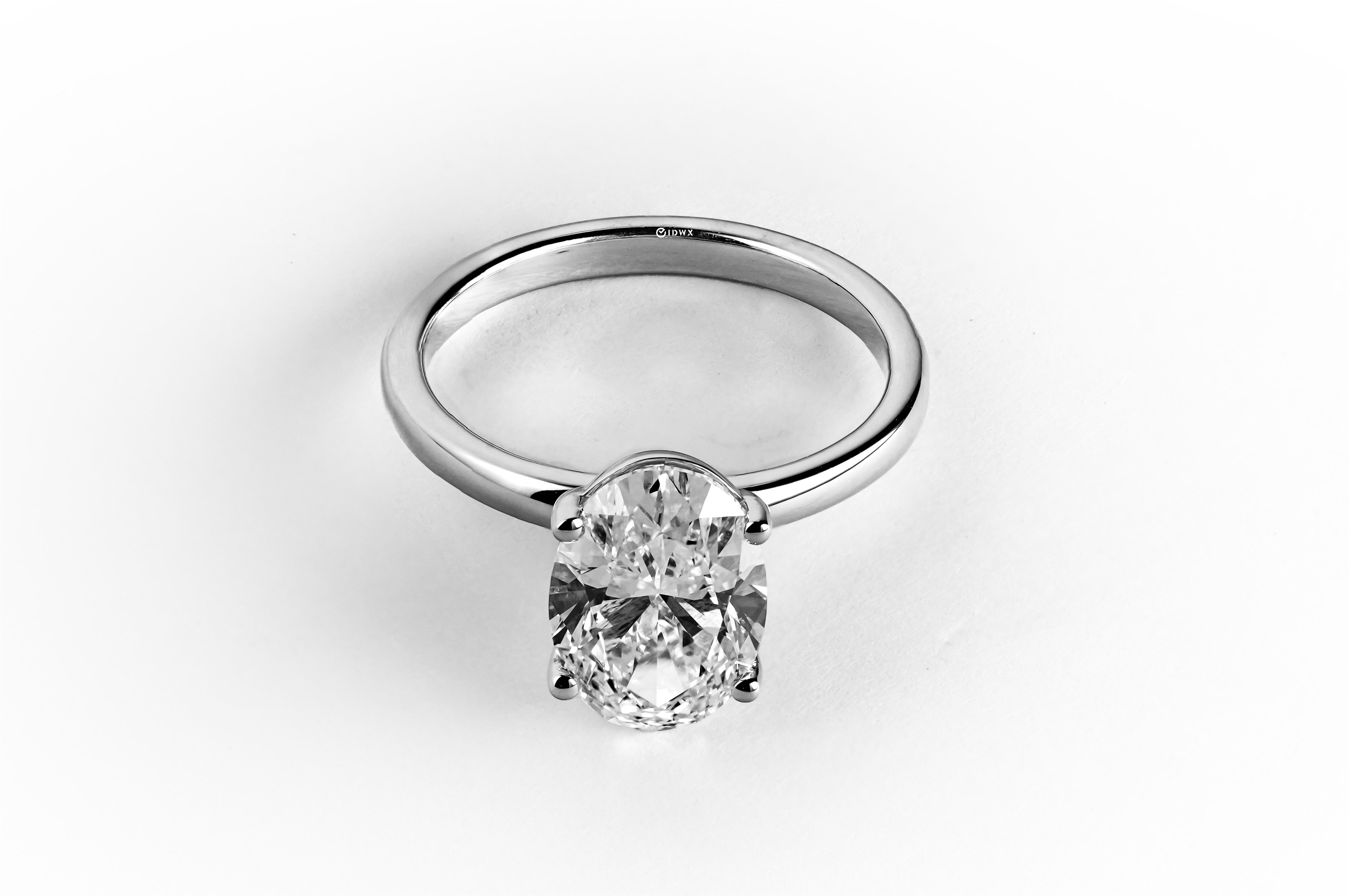 2CT OVAL BRILLIANT SOLITAIRE RING