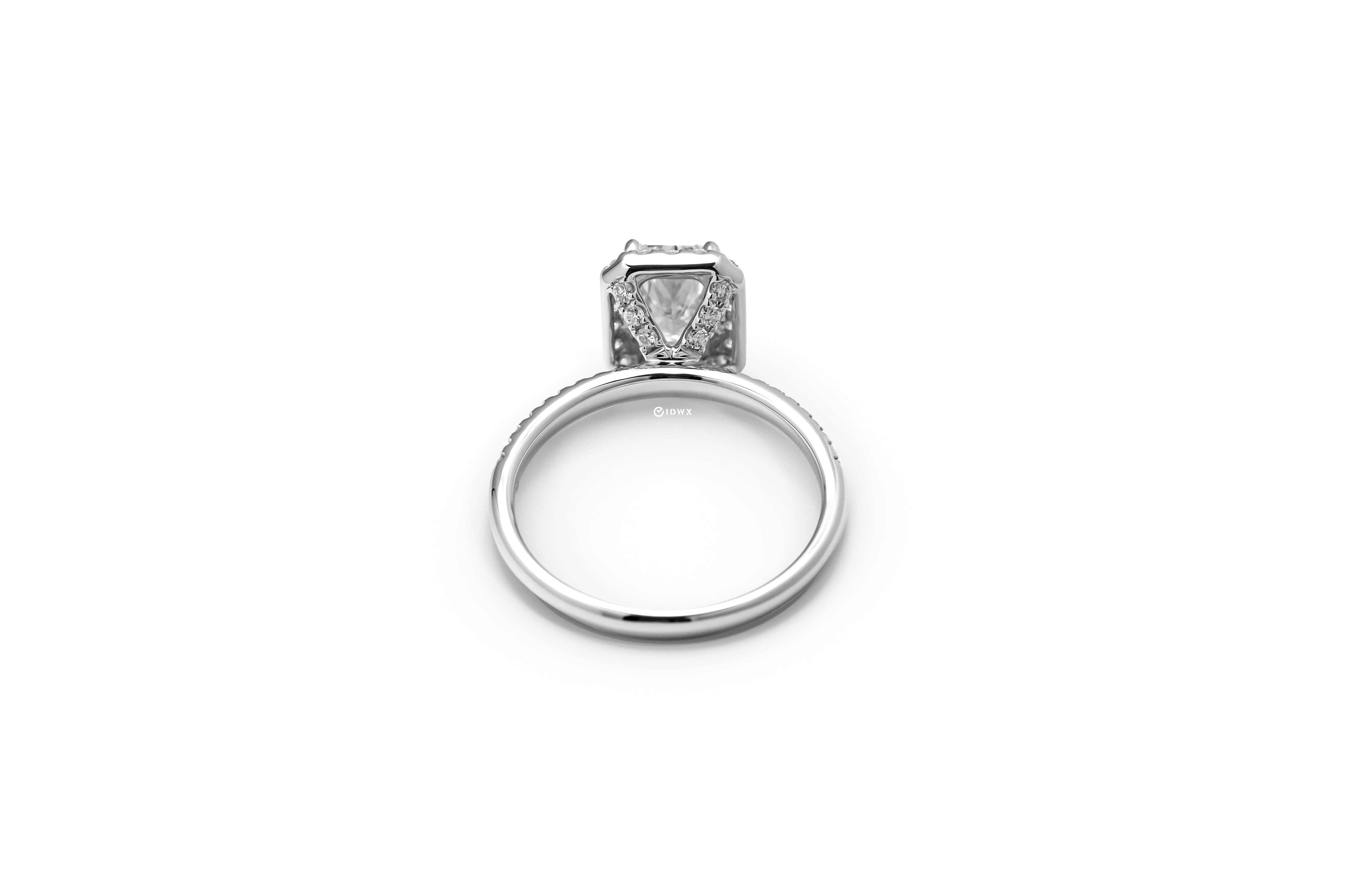 1CT RADIANT BRILLIANT SIDE STONE WHITEGOLD HALO RING