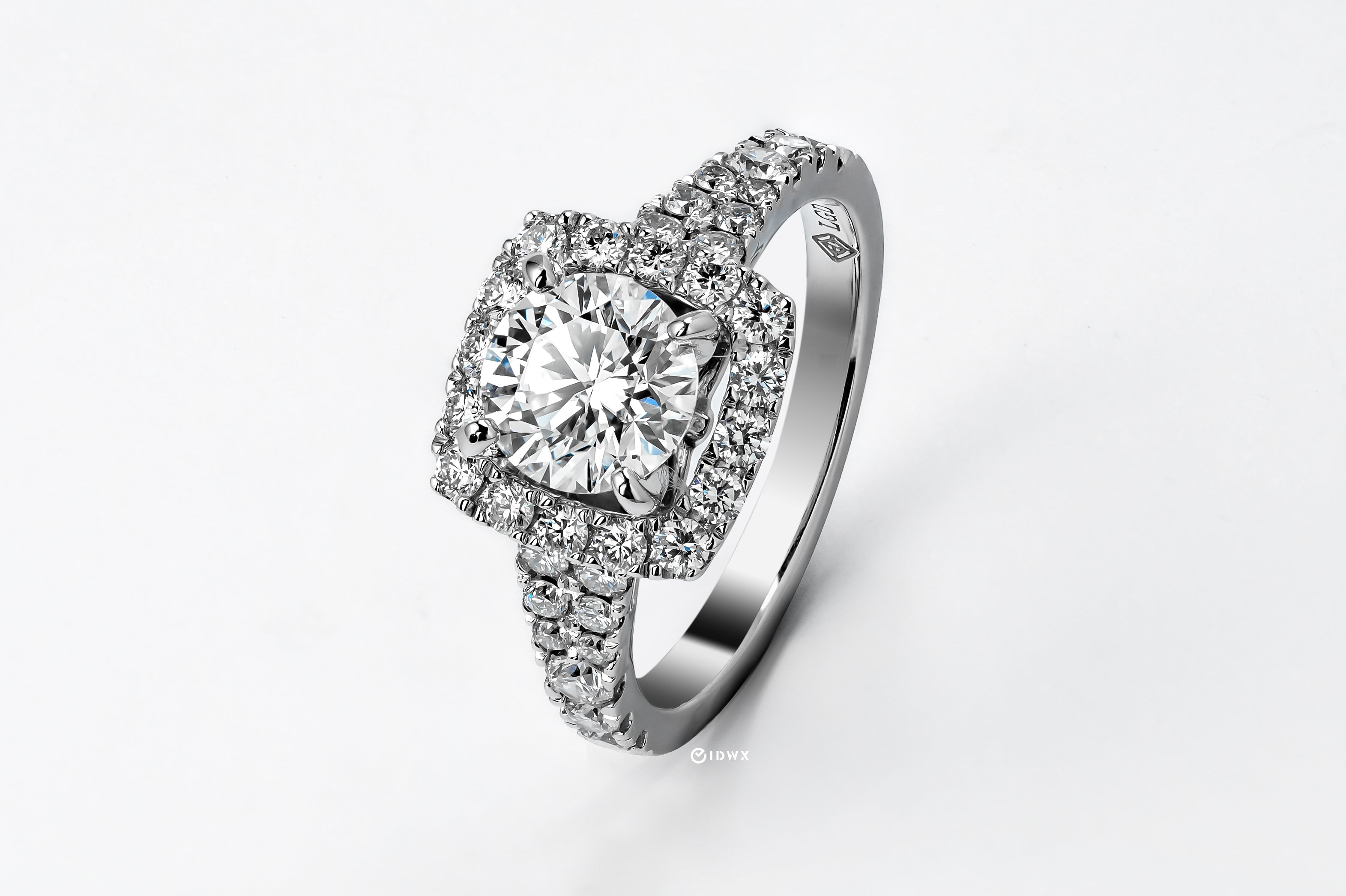 1.25CT ROUND BRILLIANT CUSHION HALO RUTH RING