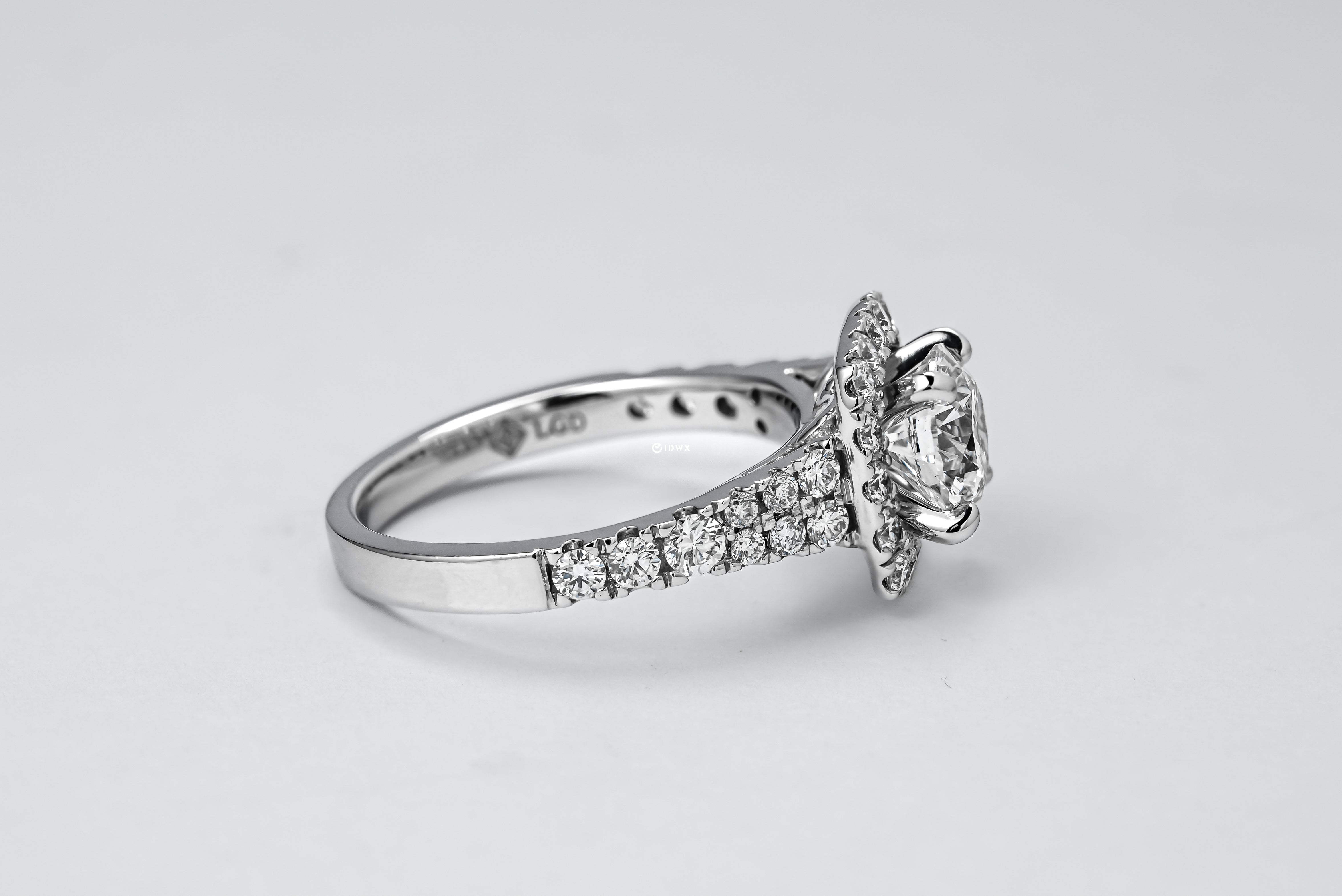 1.25CT ROUND BRILLIANT CUSHION HALO RUTH RING