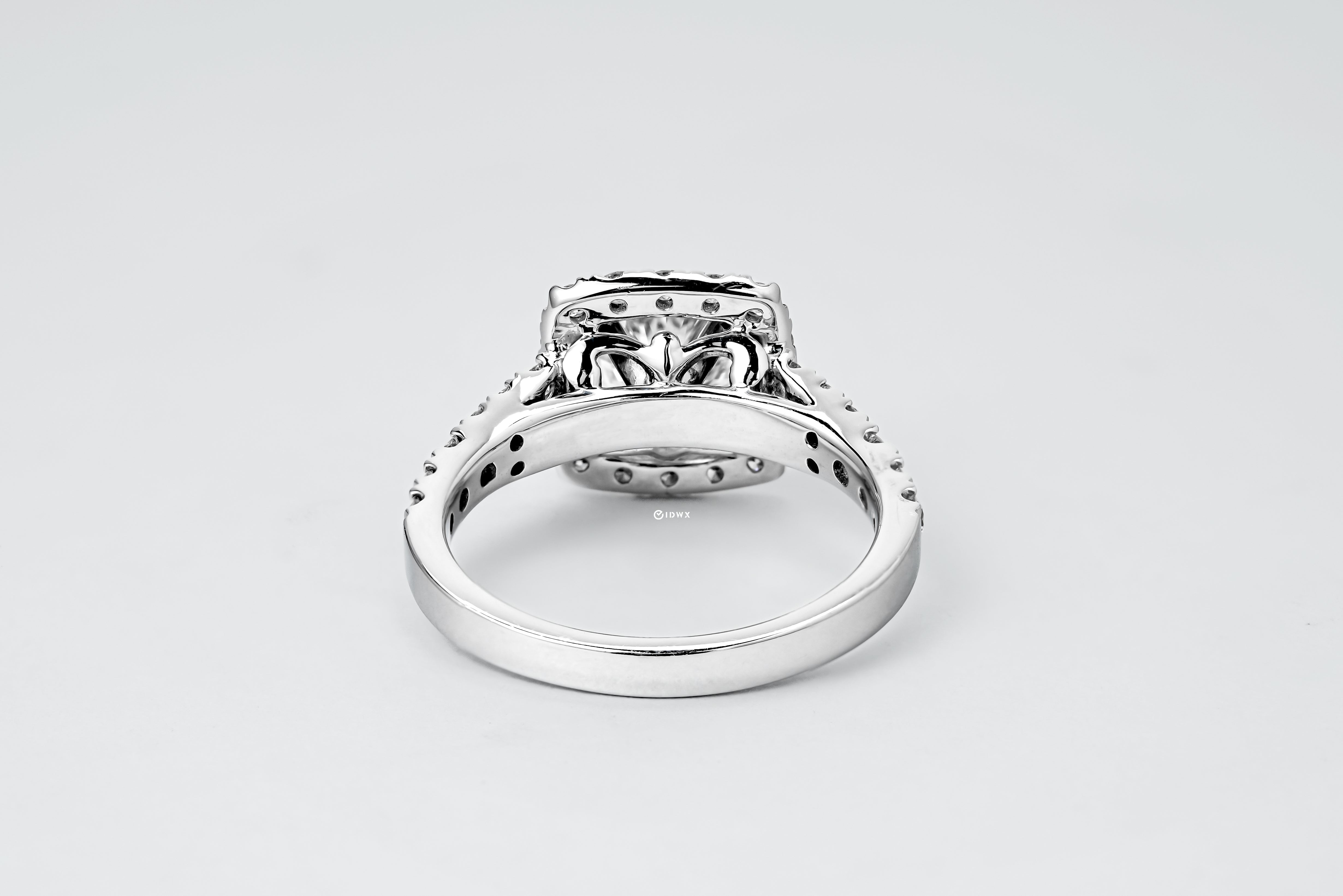 1.25CT ROUND BRILLIANT CUSHION HALO RUTH RING