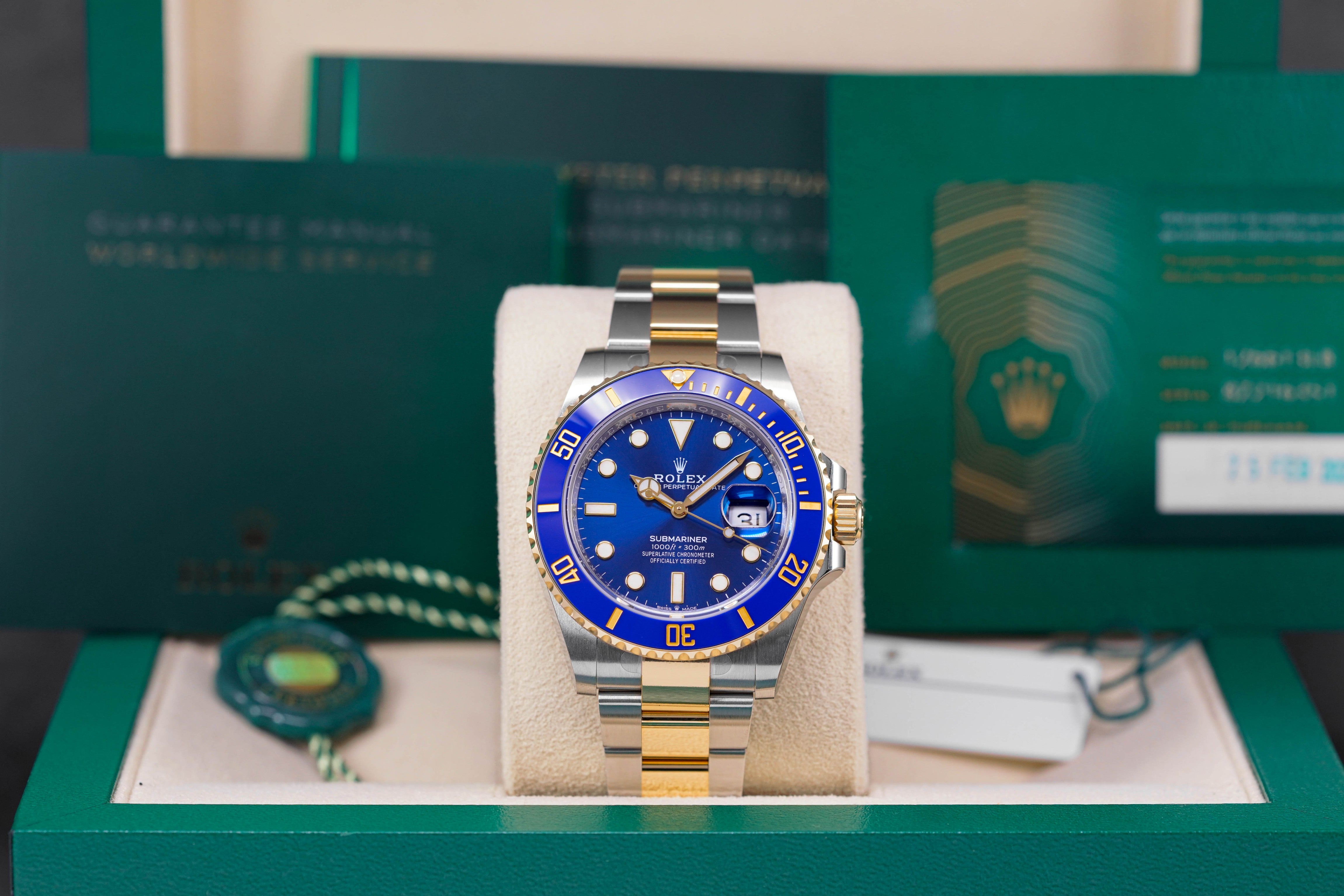 SUBMARINER DATE 41MM TWOTONE YELLOWGOLD BLUE DIAL (2022)