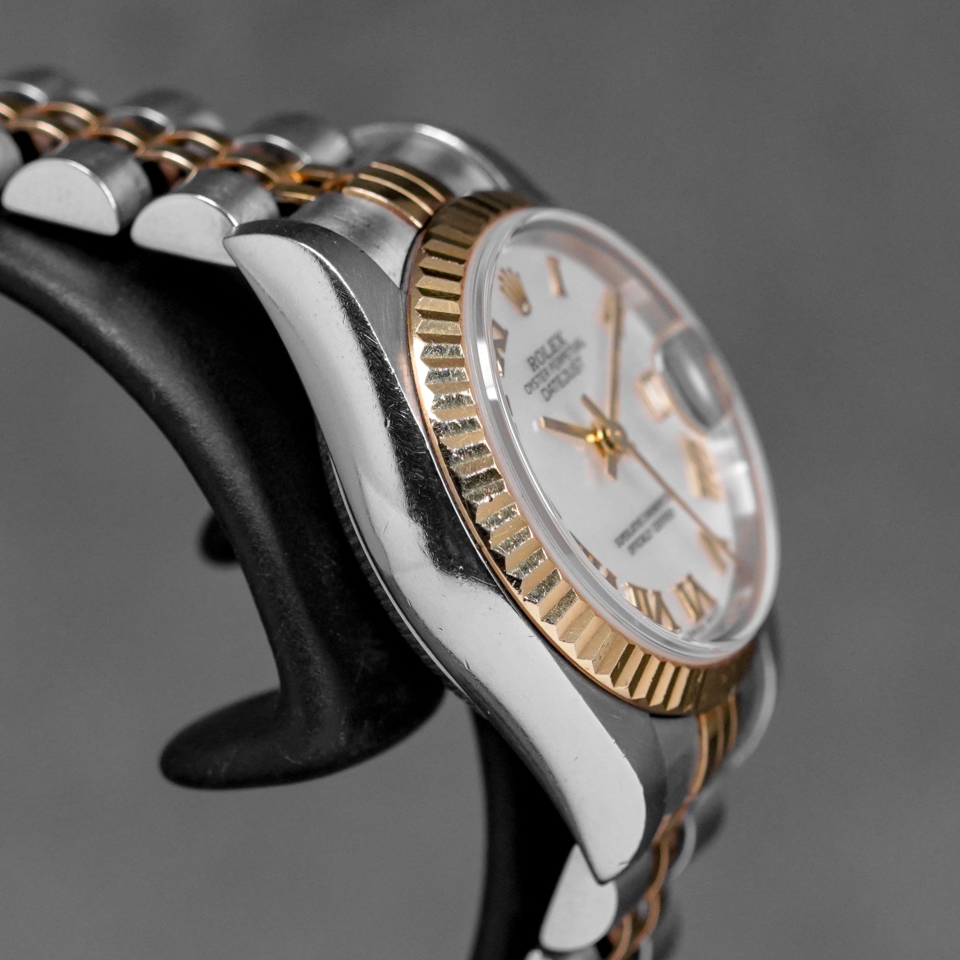 Harga Rolex Datejust 26 MOP Roman Indonesia