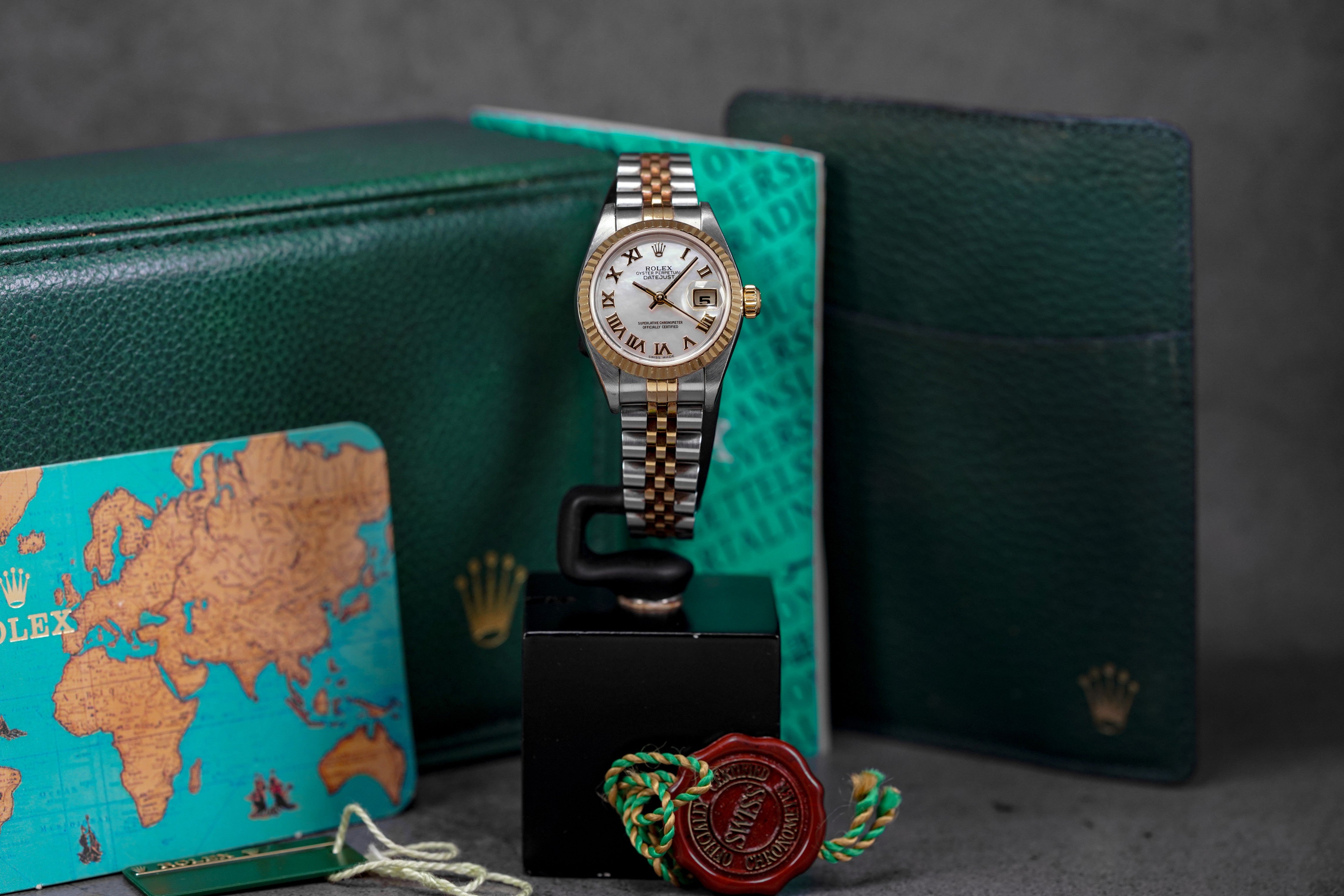 Harga Rolex Datejust 26 MOP Roman Indonesia