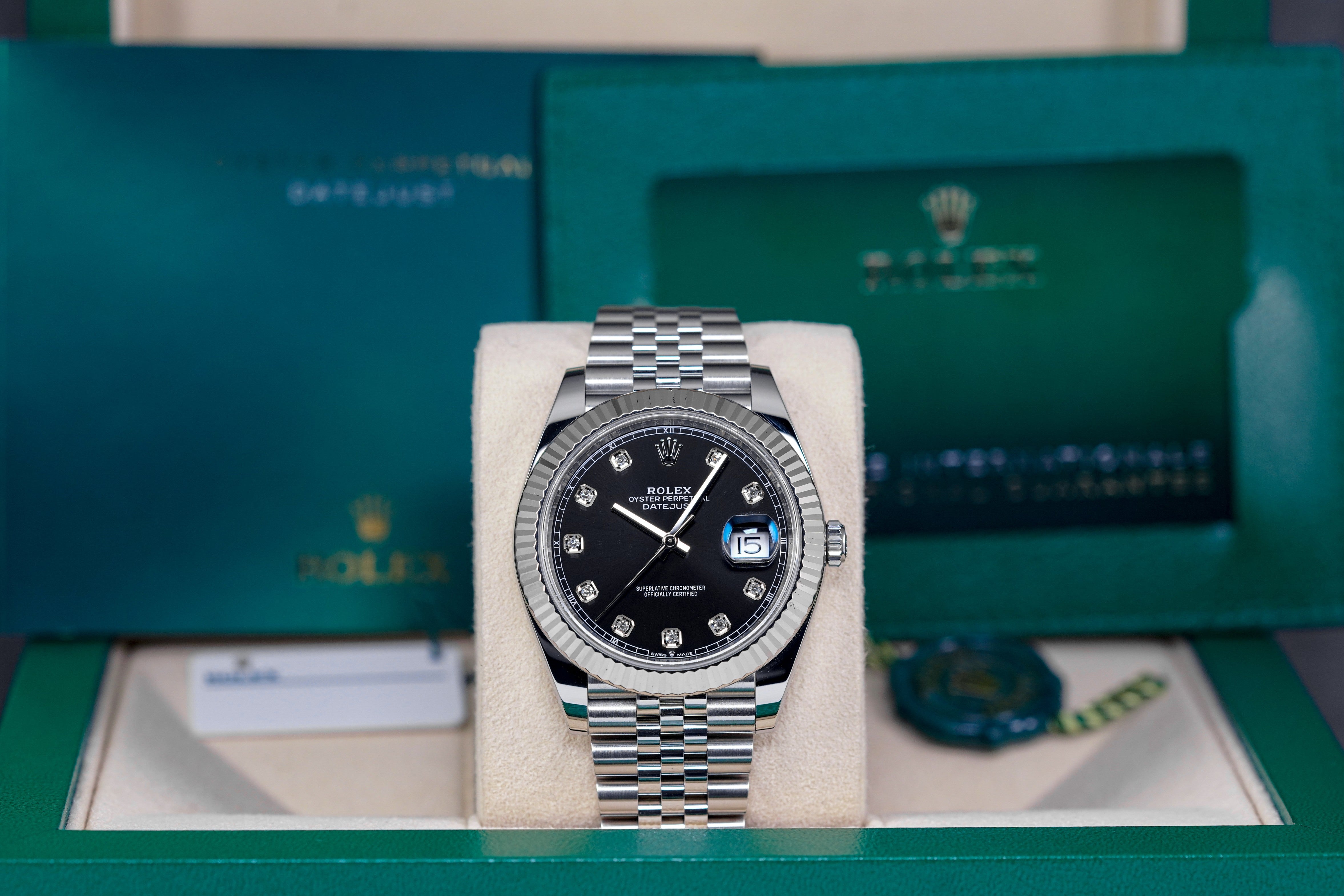 Harga Rolex Datejust 41 Black Diamond Indonesia